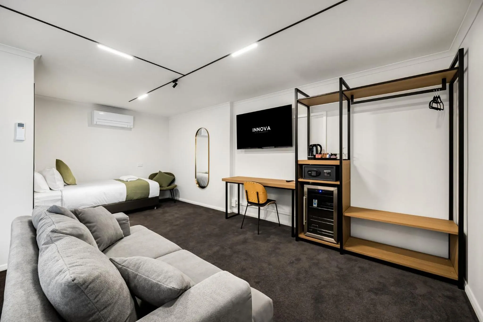 TV and multimedia in Innova Motel Warrnambool