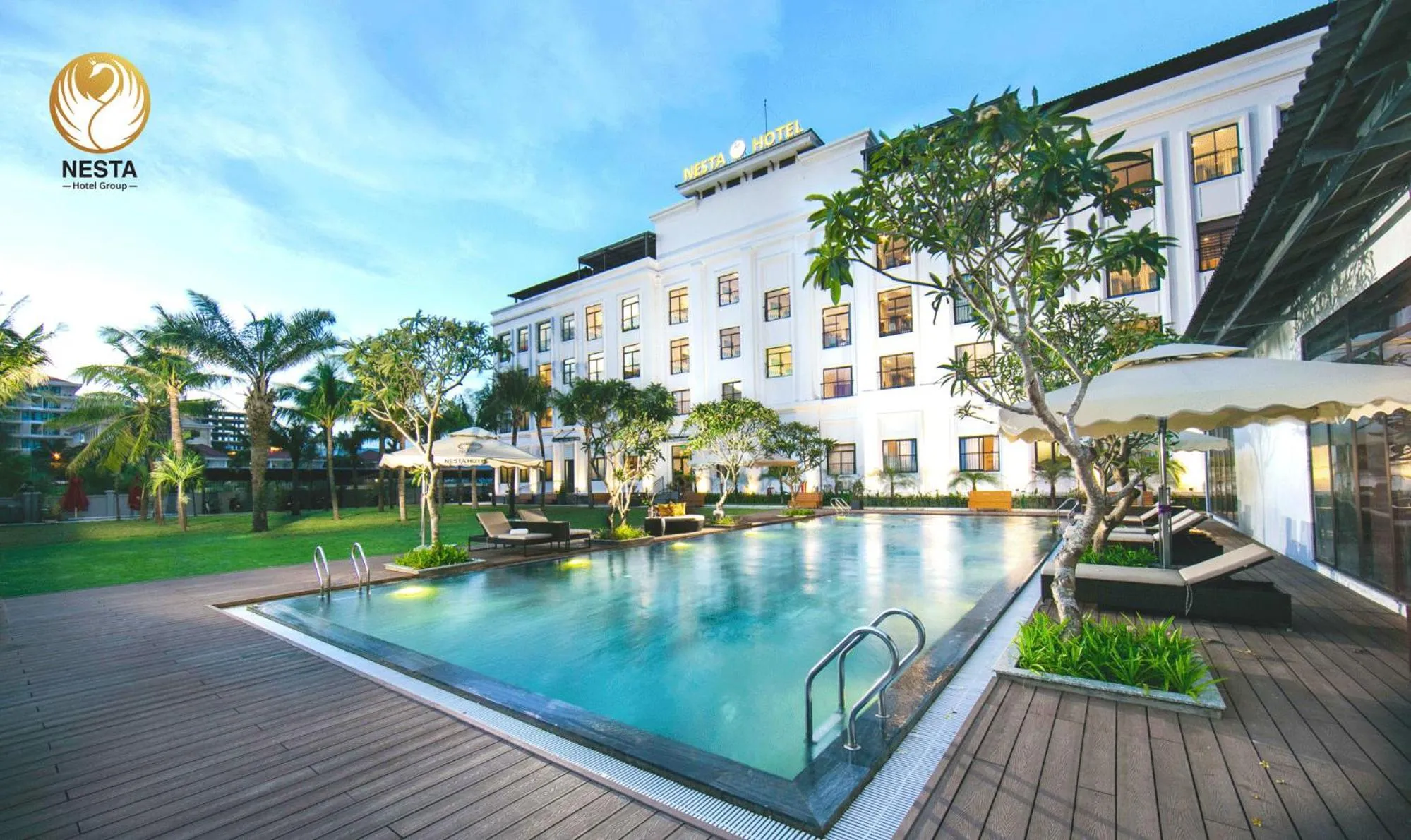 Swimming pool in Nesta Hotel Da Nang