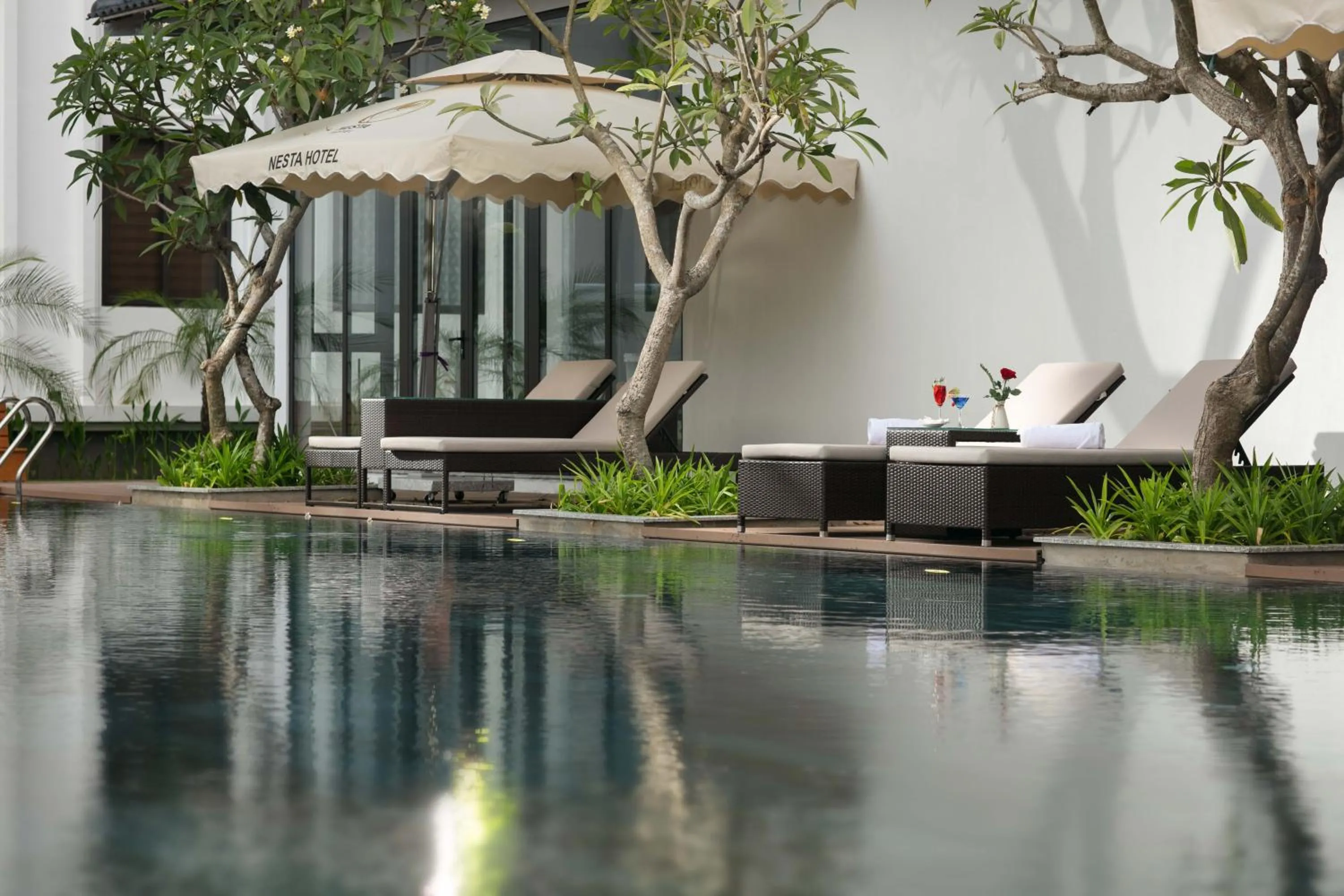 Swimming pool in Nesta Hotel Da Nang