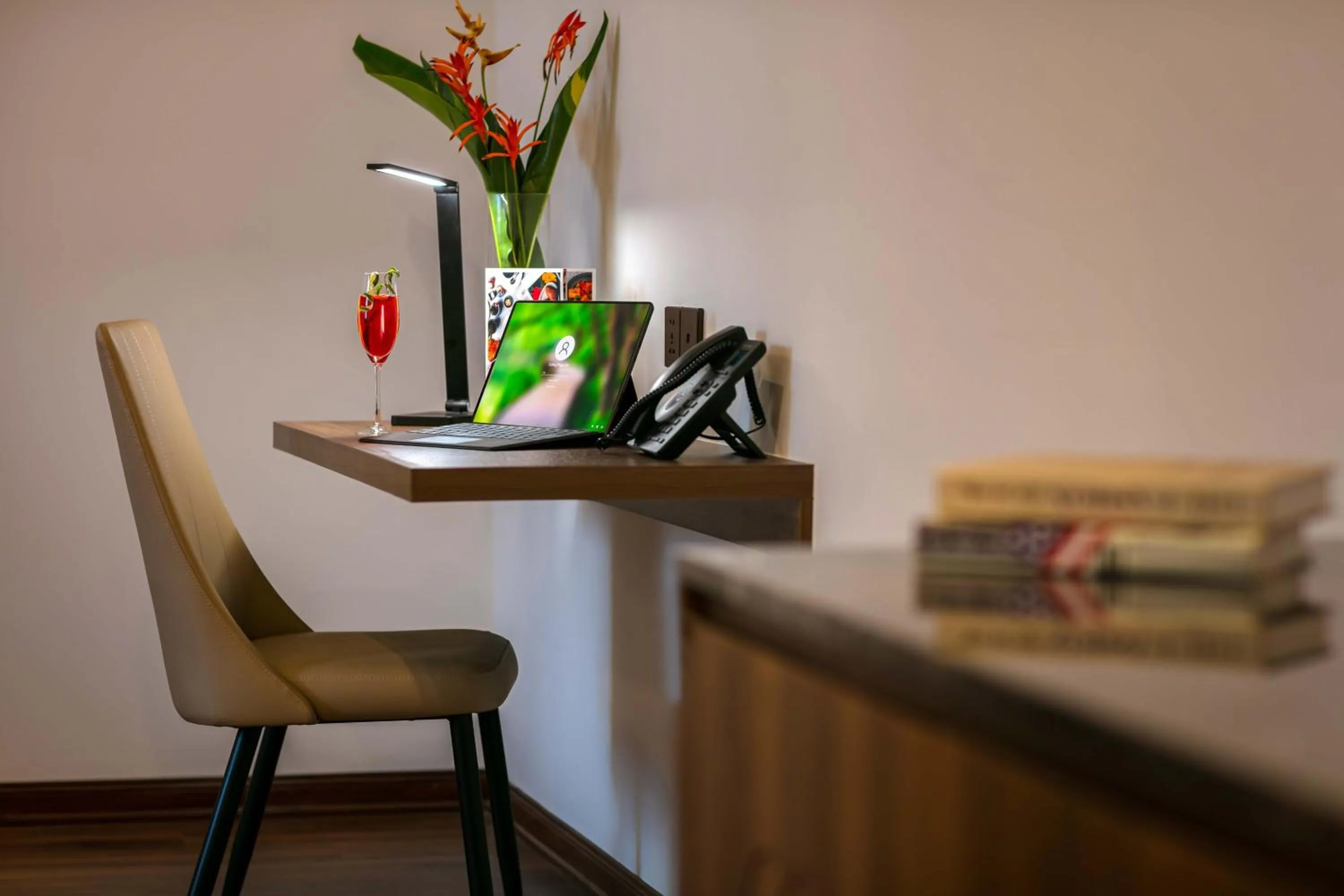 hair dresser in Nesta Hotel Da Nang