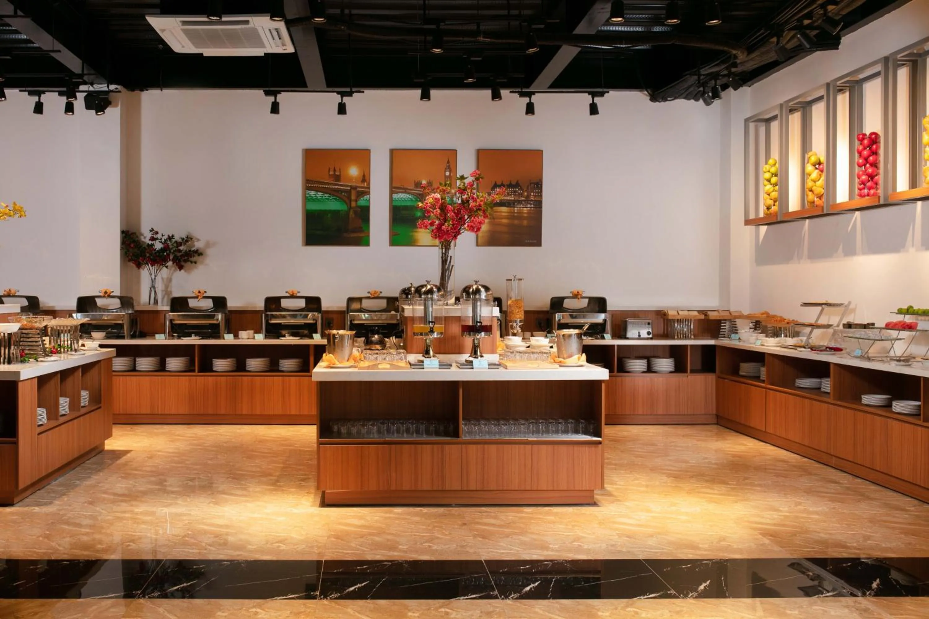 Buffet breakfast in Nesta Hotel Da Nang