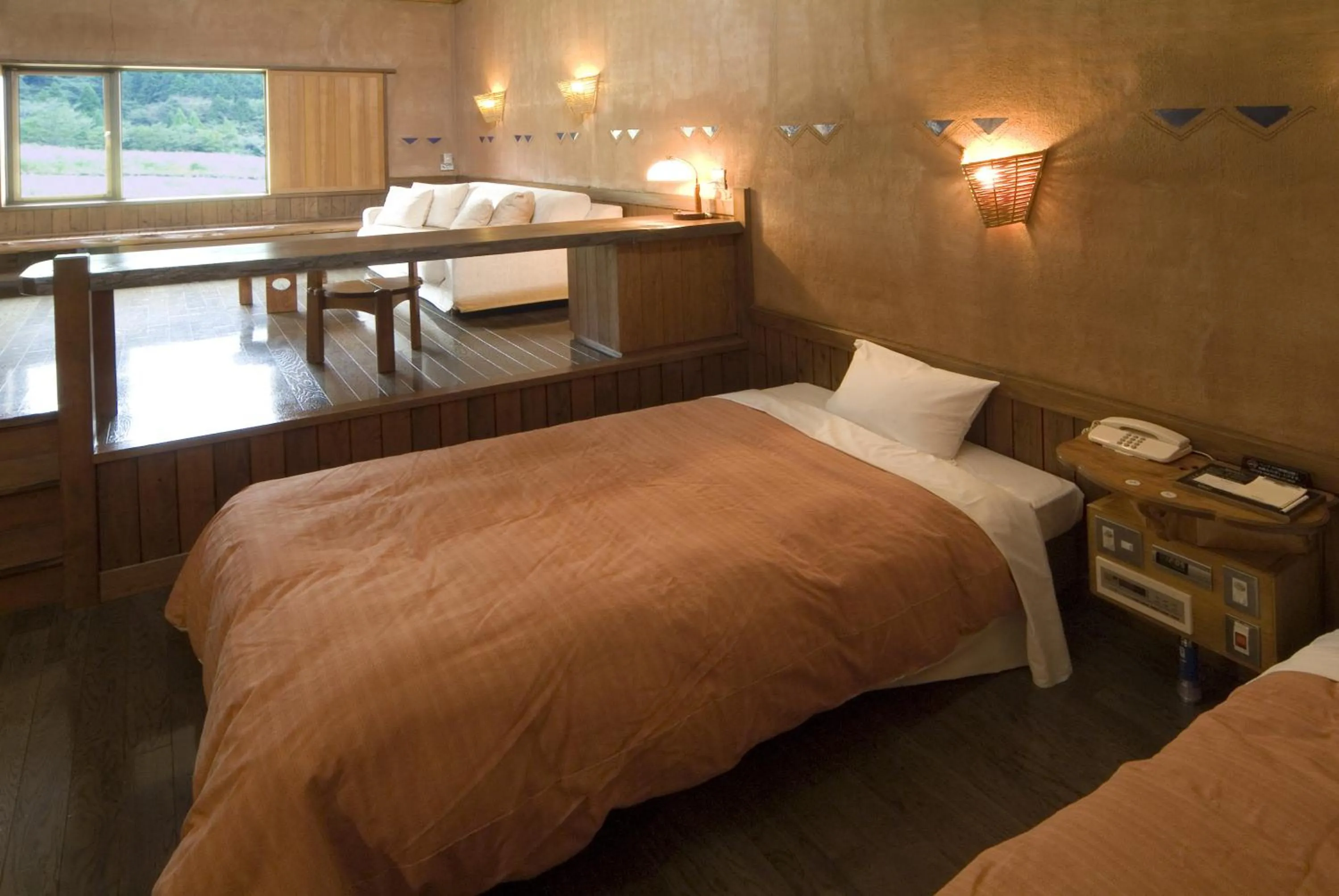 Bed in Resonate Club Kuju