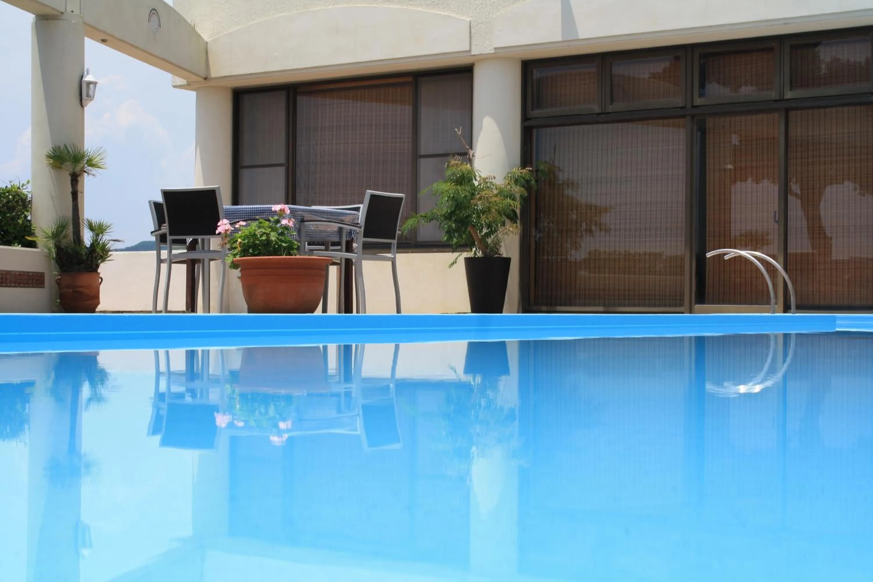 Tabinoyado Ushionoakari Geiboso