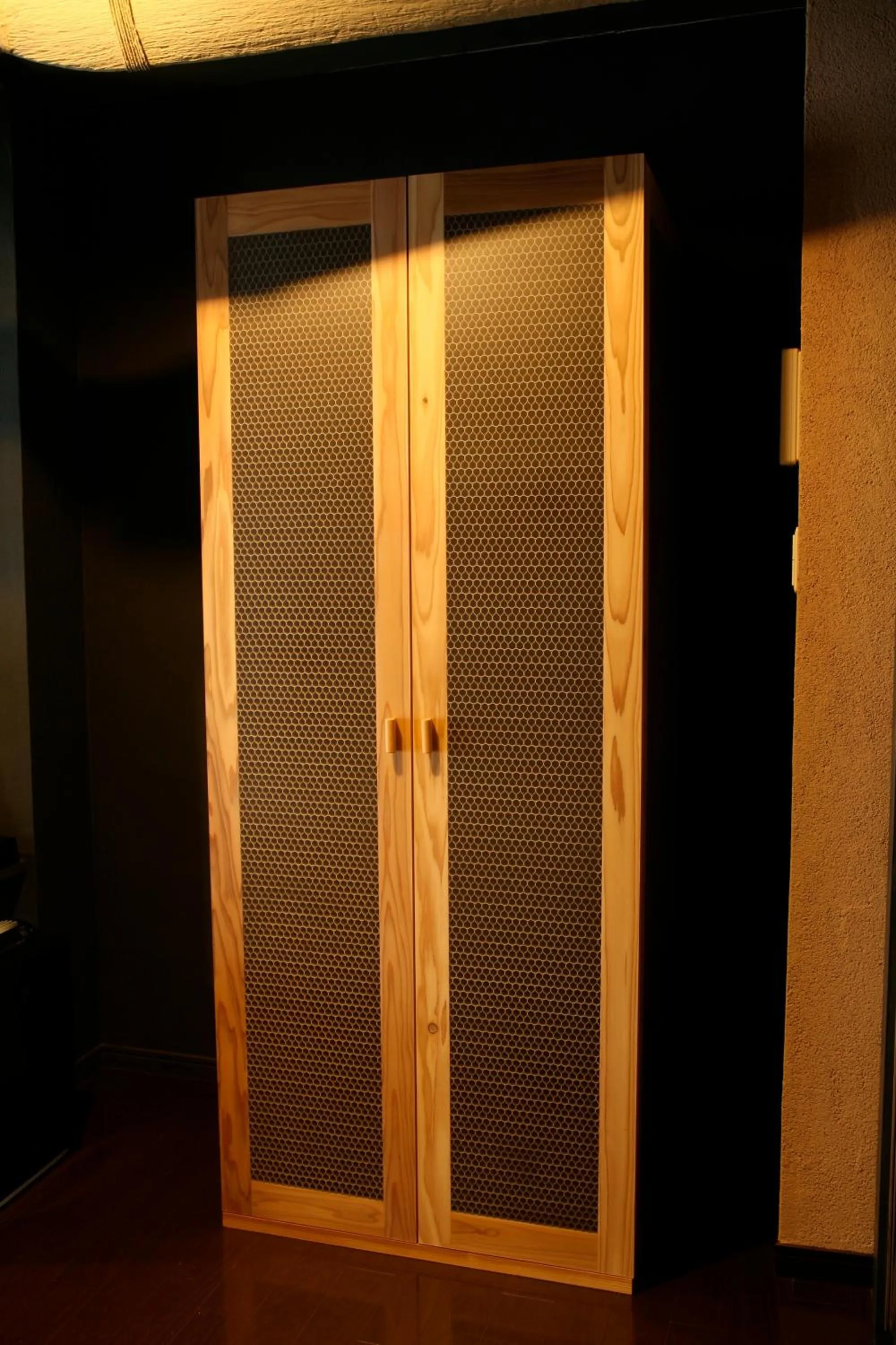 Tabinoyado Ushionoakari Geiboso