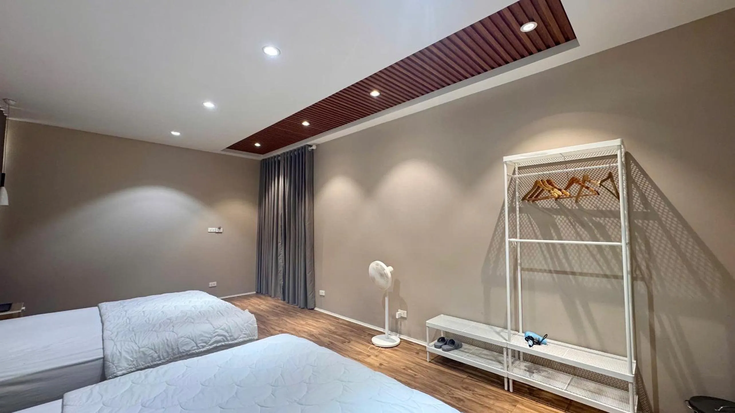 Bed in PHOENIX MINH CHÂU HOTEL