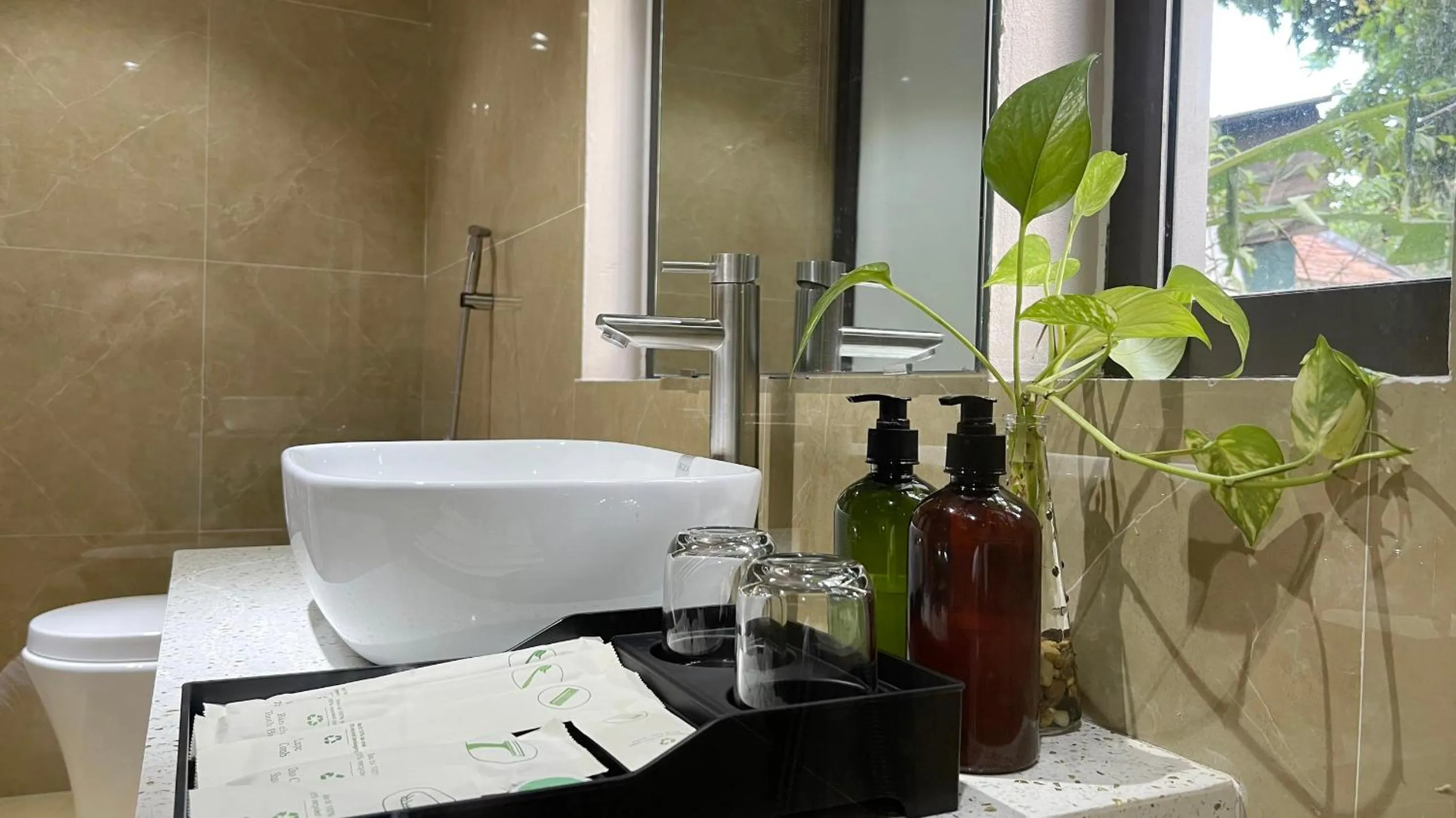 Bathroom in PHOENIX MINH CHÂU HOTEL