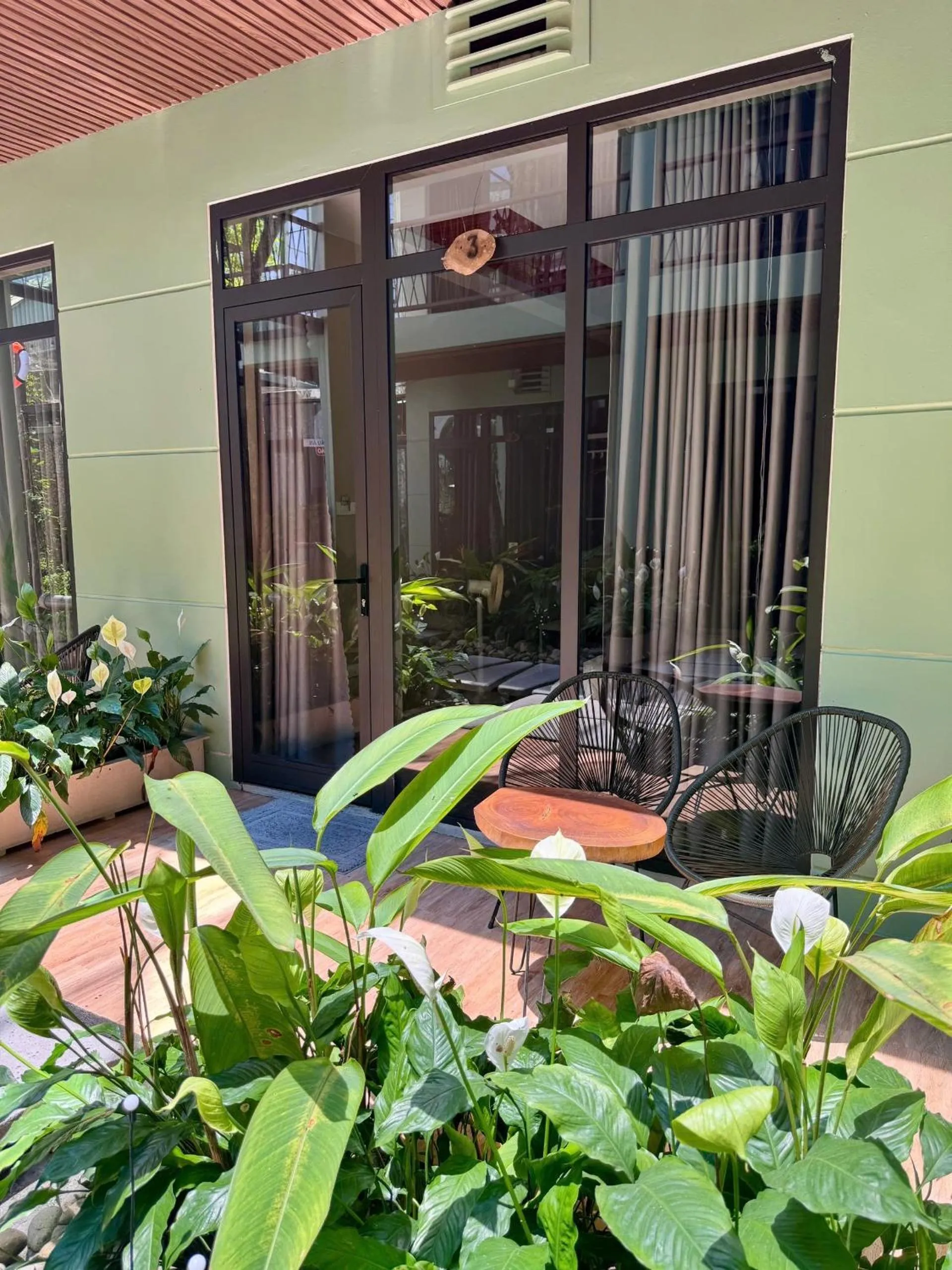 PHOENIX MINH CHÂU HOTEL