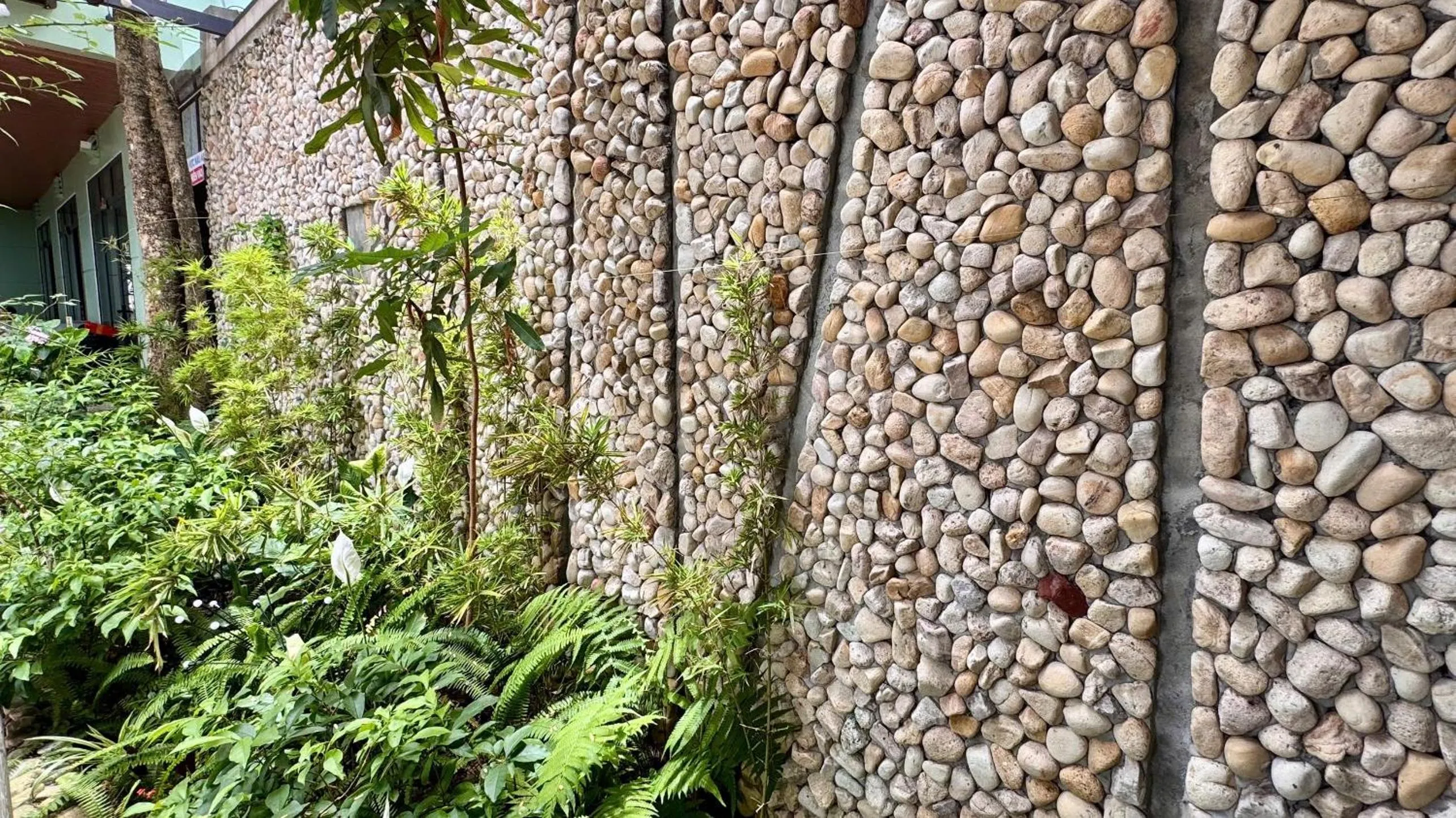 PHOENIX MINH CHÂU HOTEL