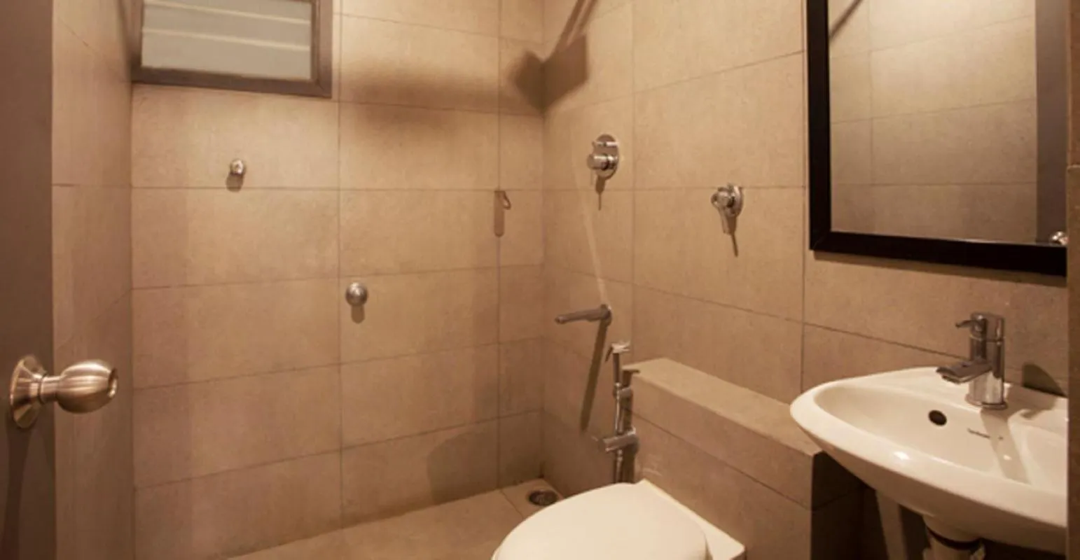 Bathroom in Hotel Panchvati Comforts