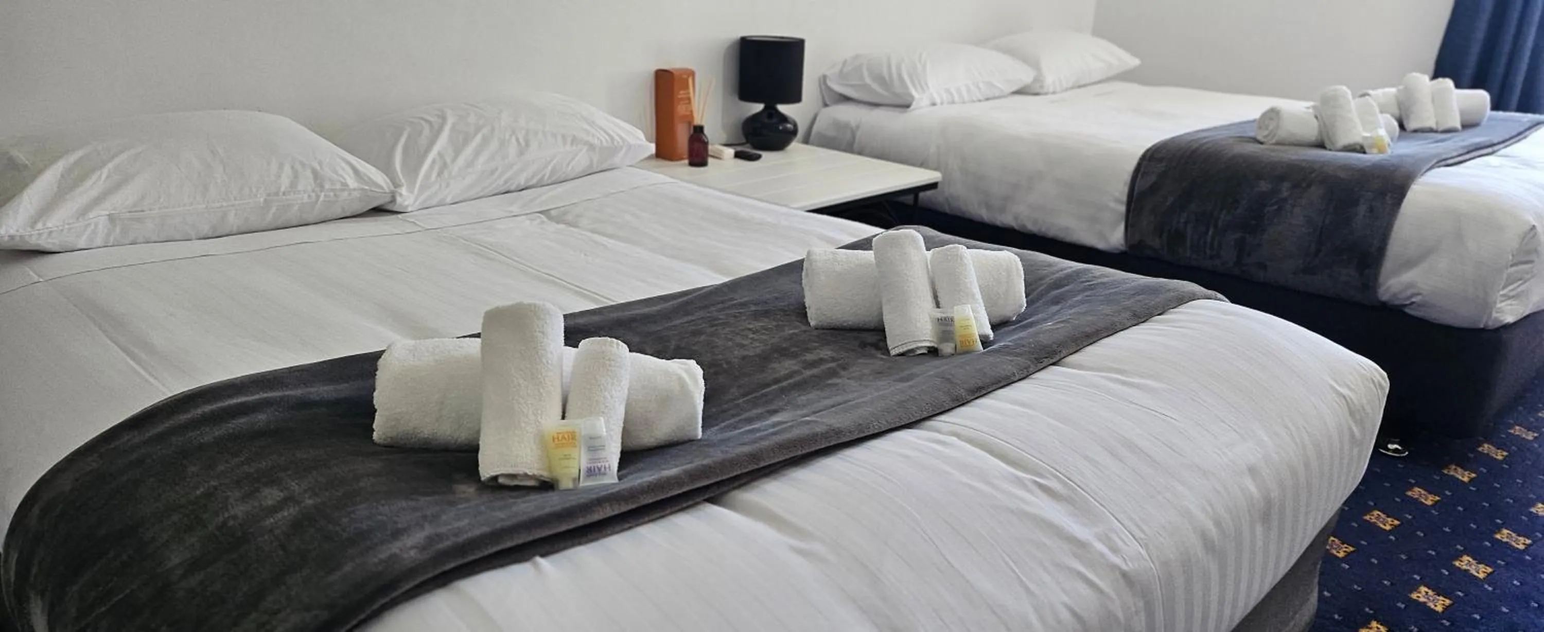 Bed in The Wharf Hotel