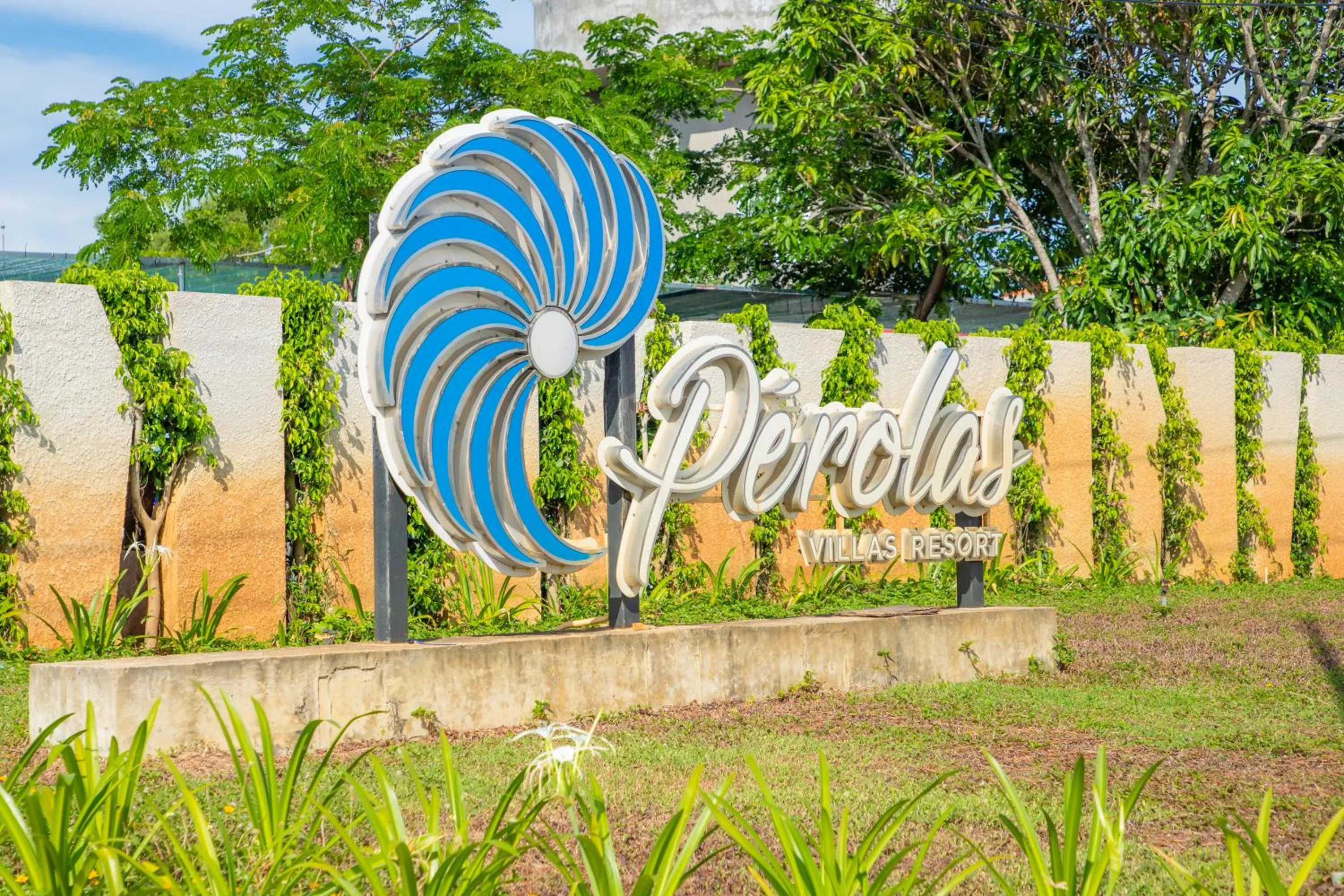 furniture in Perolas Villas Resort - Ke Ga Bay