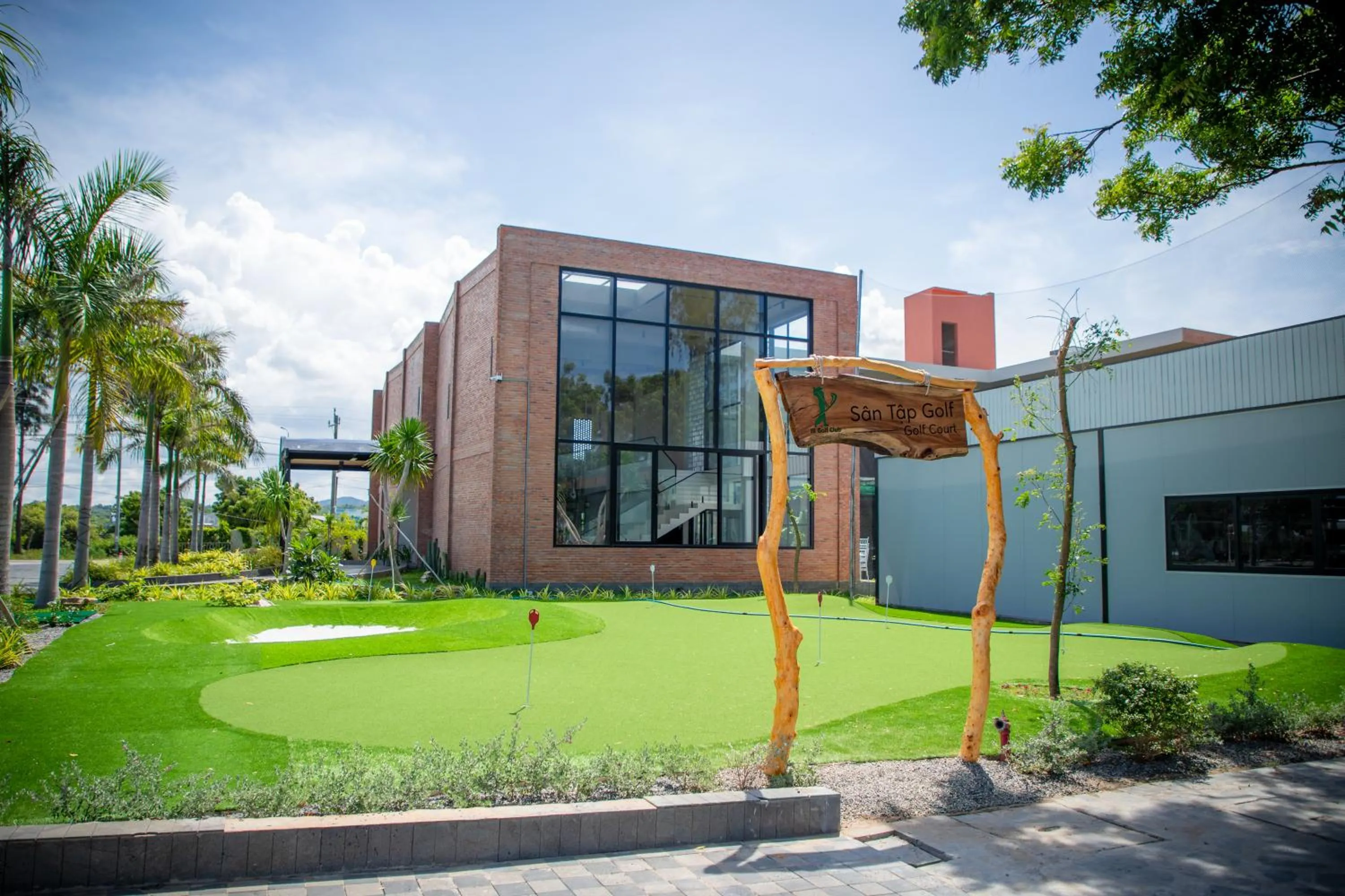 Minigolf in Perolas Villas Resort - Ke Ga Bay