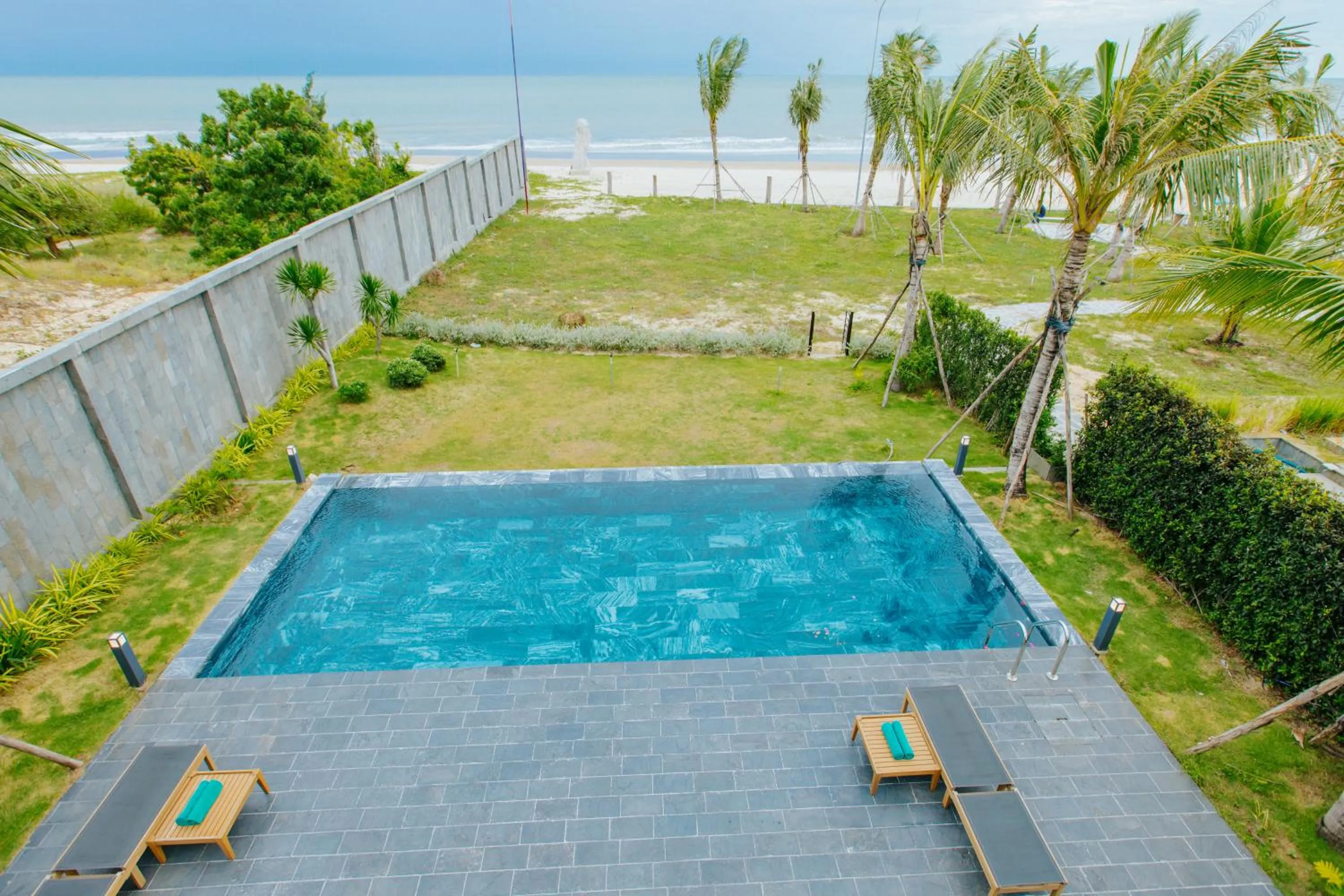 Pool view in Perolas Villas Resort - Ke Ga Bay