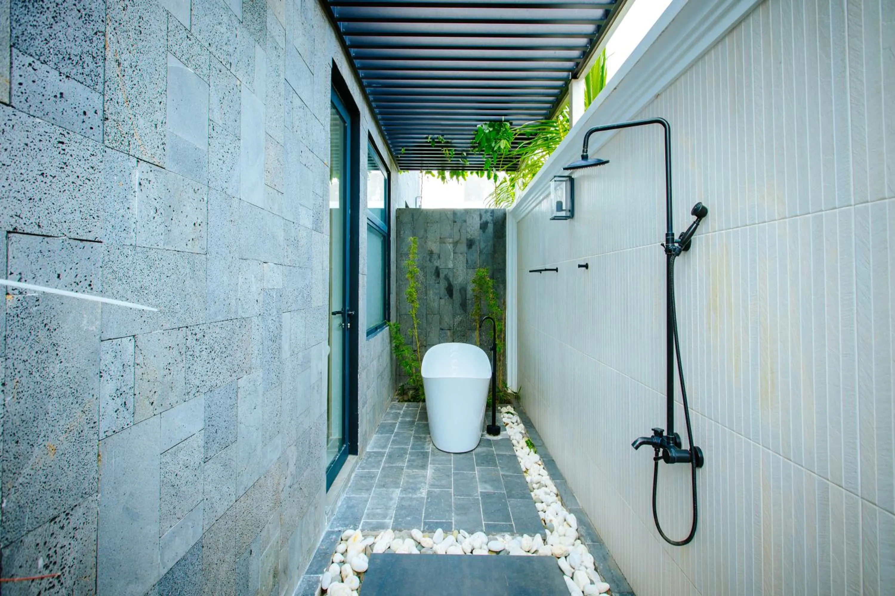 Toilet in Perolas Villas Resort - Ke Ga Bay