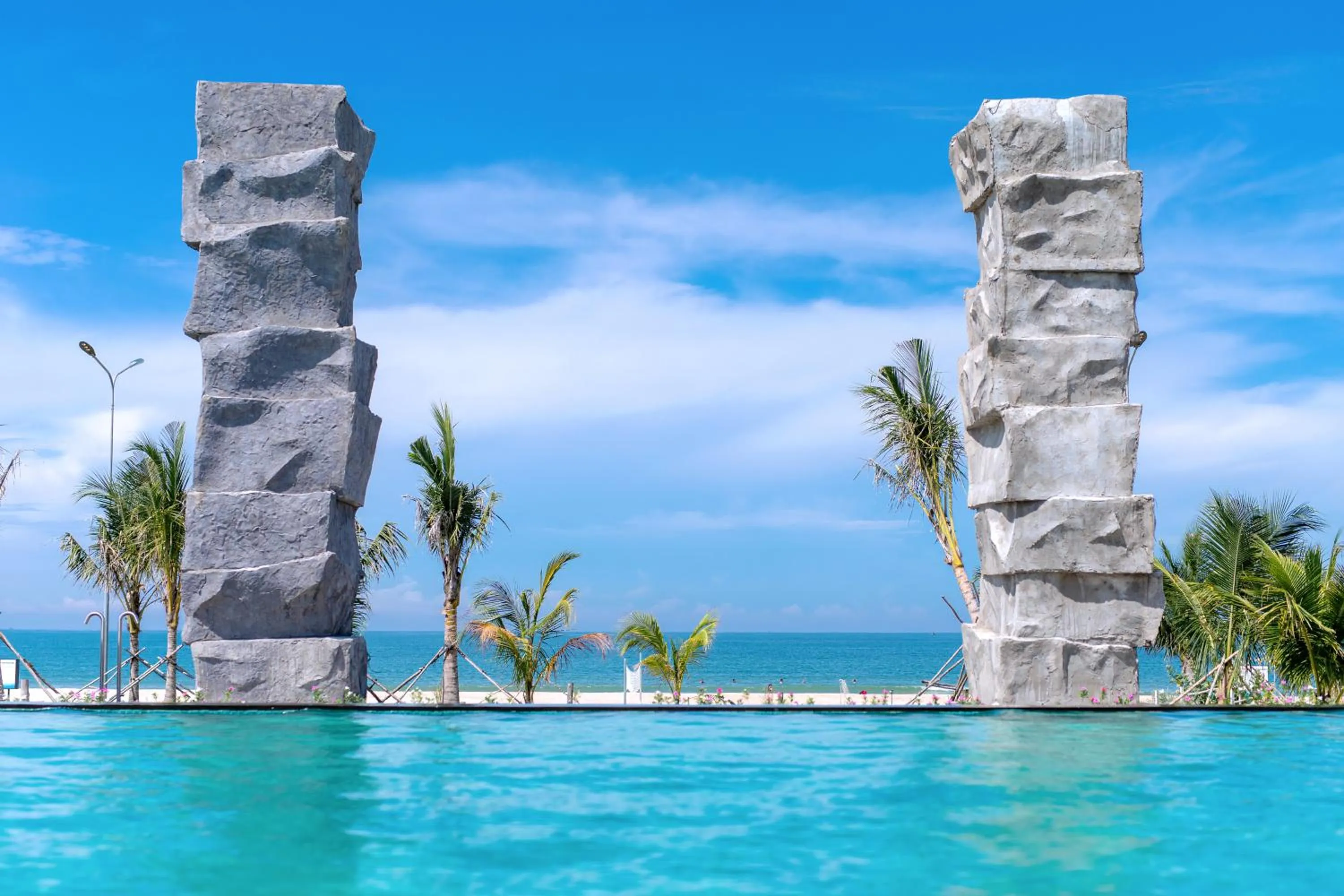 Swimming pool in Perolas Villas Resort - Ke Ga Bay