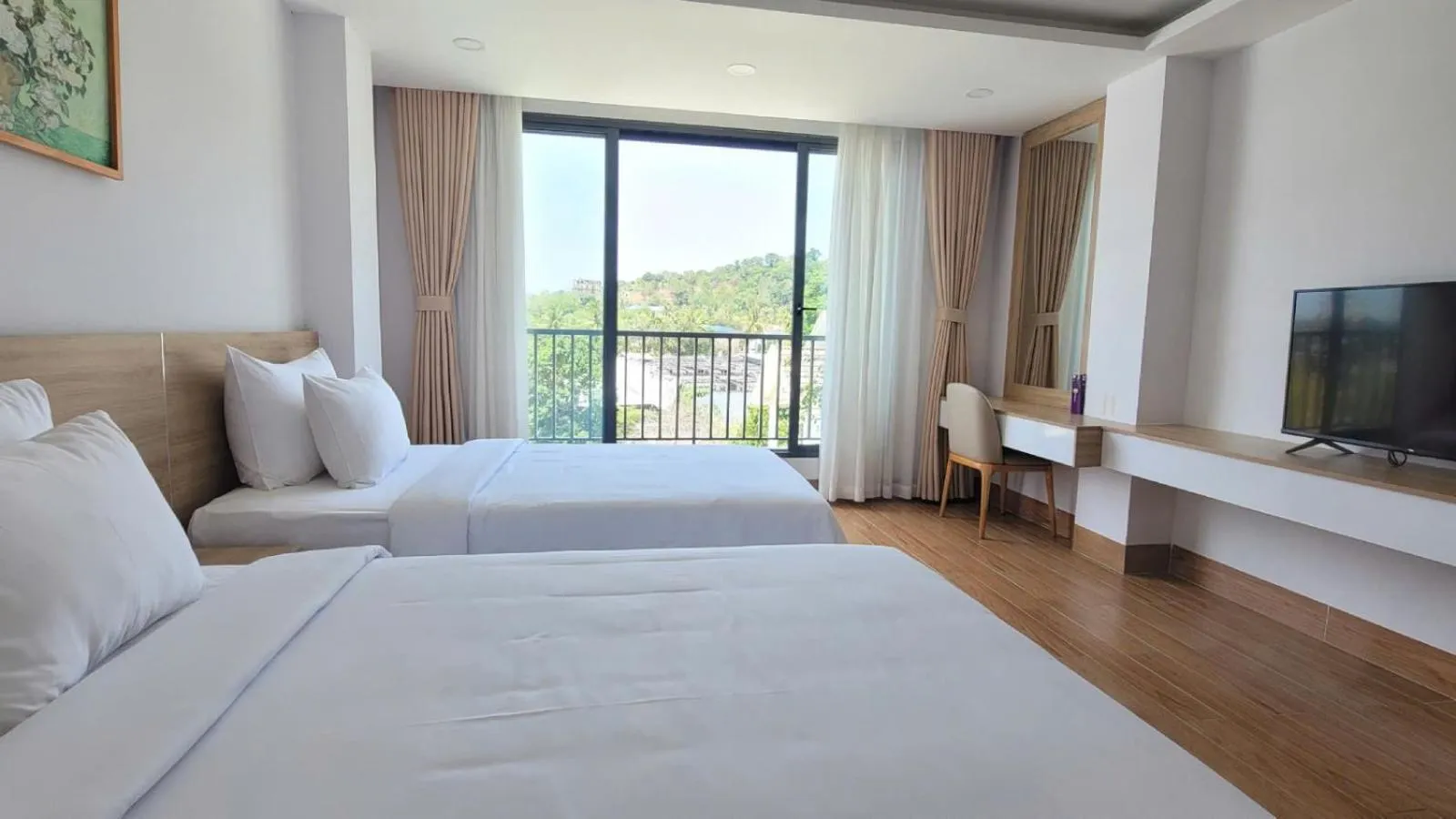 Bedroom, Bed in Rosetta Hotel Phu Quoc