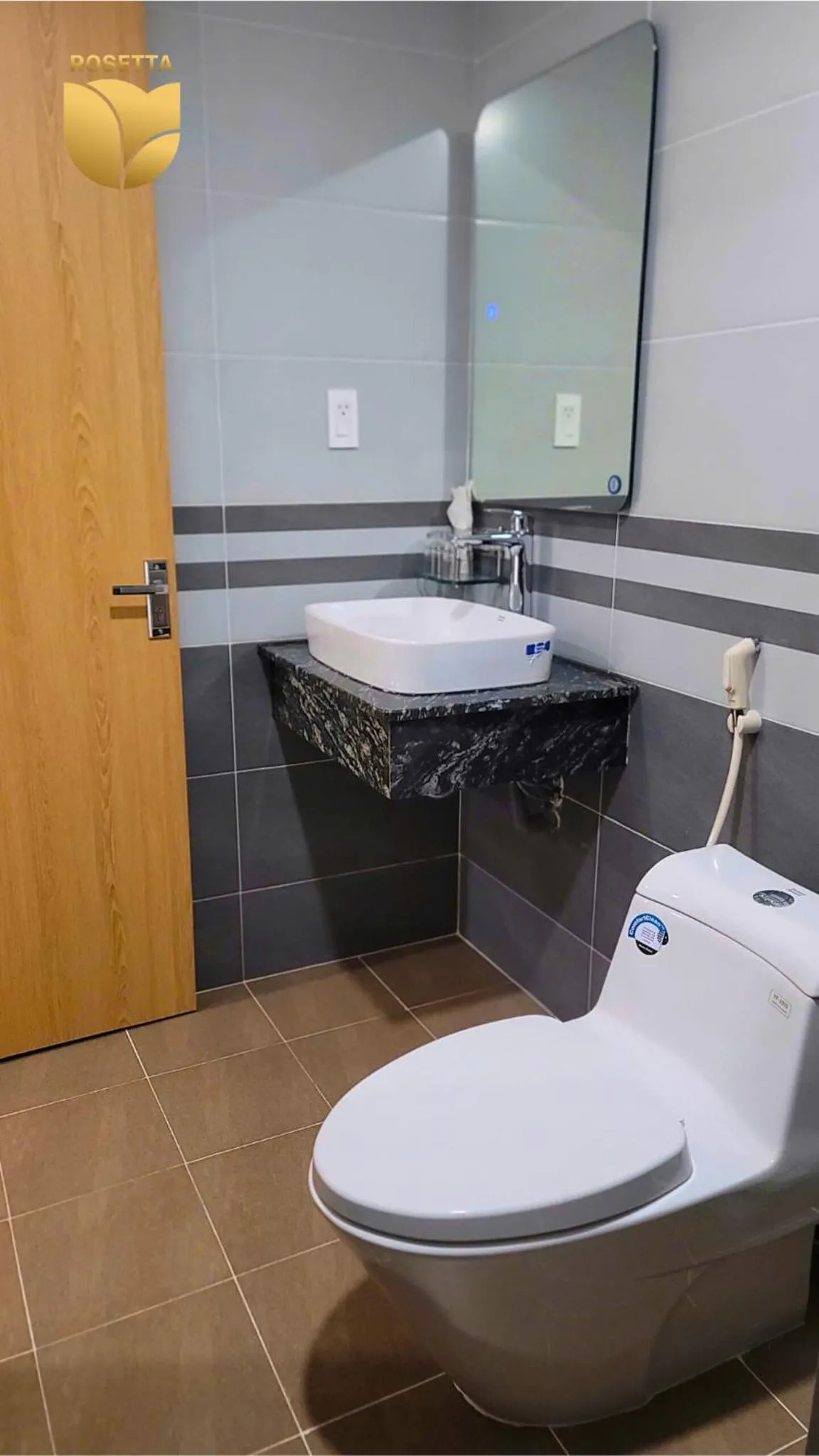 Toilet in Rosetta Hotel Phu Quoc