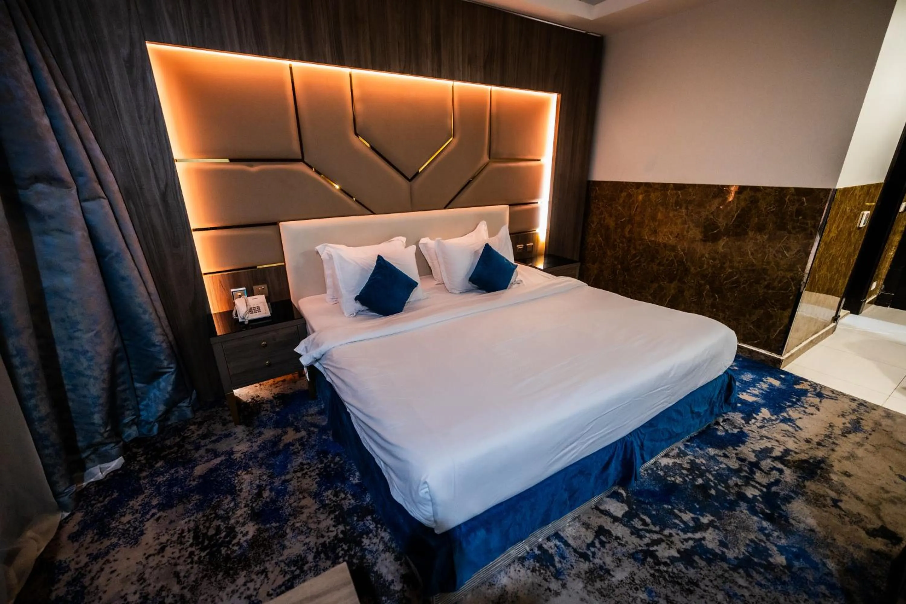 Mora Hotel By Pioneer