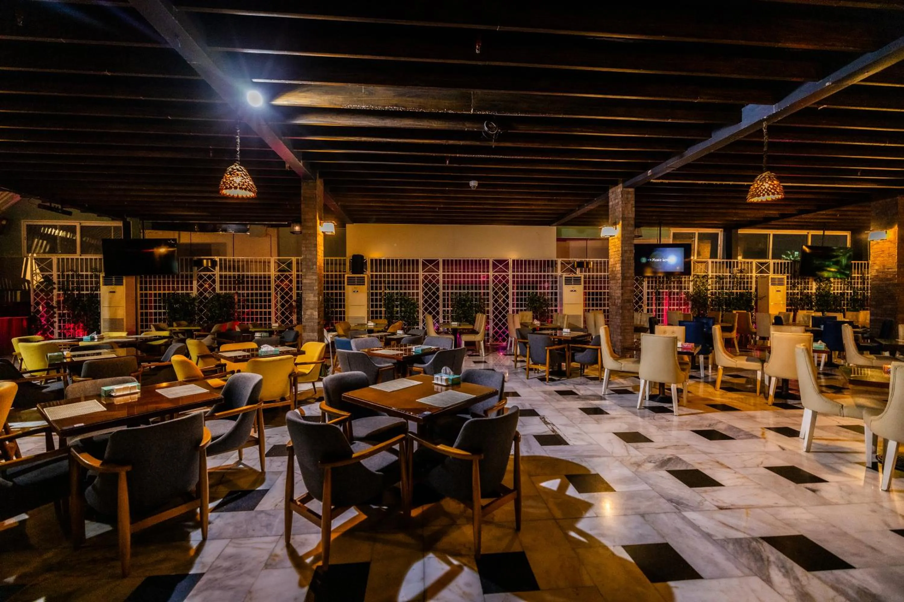 Mora Hotel By Pioneer