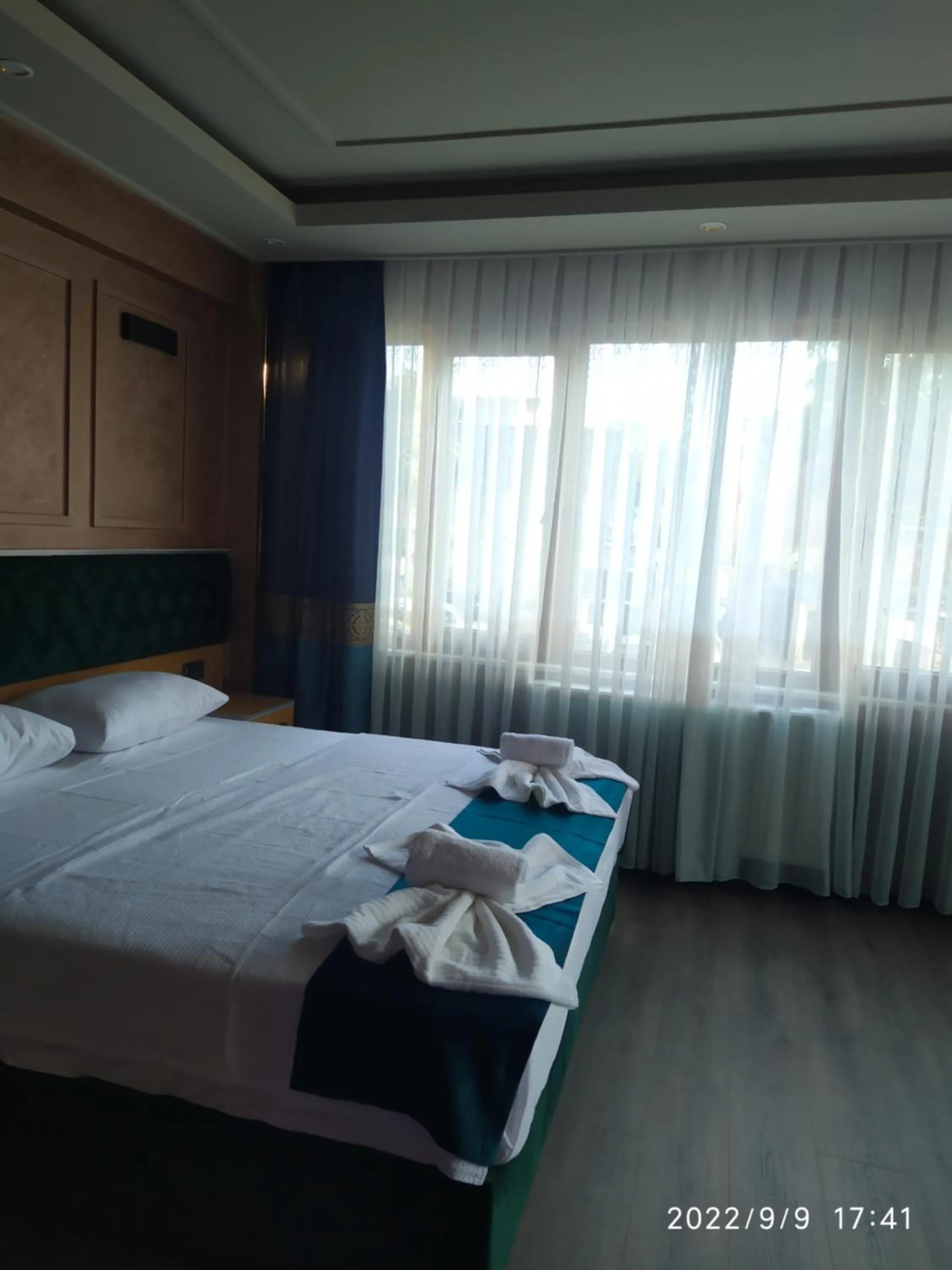 Bed in THE MOSS Hotel