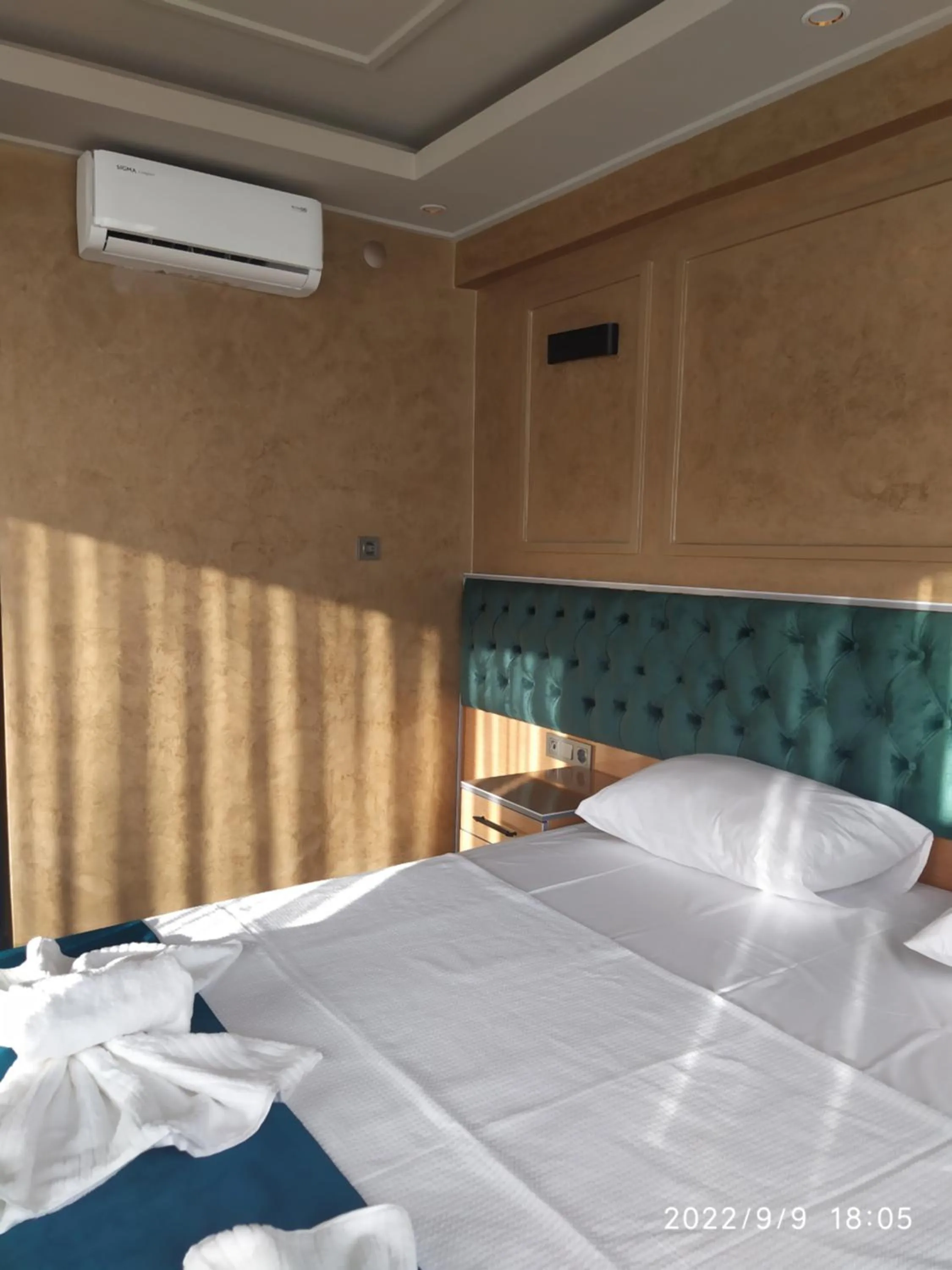 Bed in THE MOSS Hotel