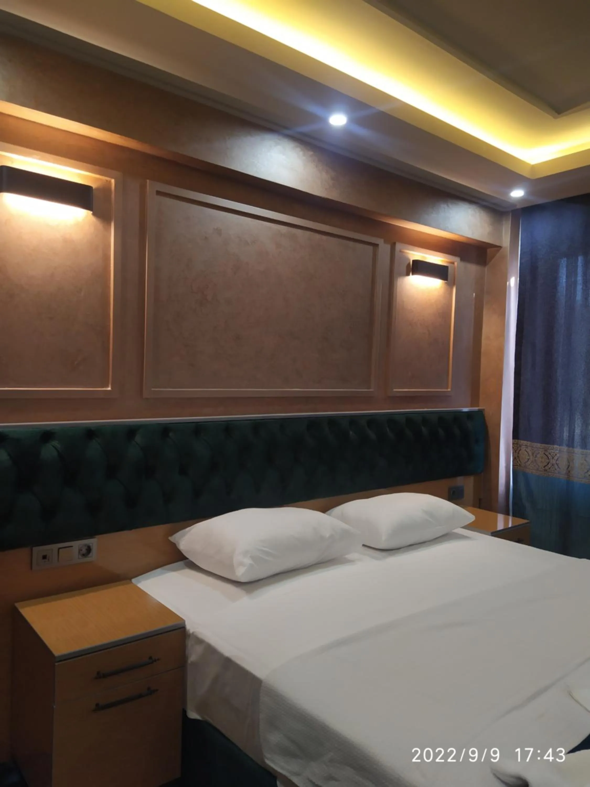 Bed in THE MOSS Hotel