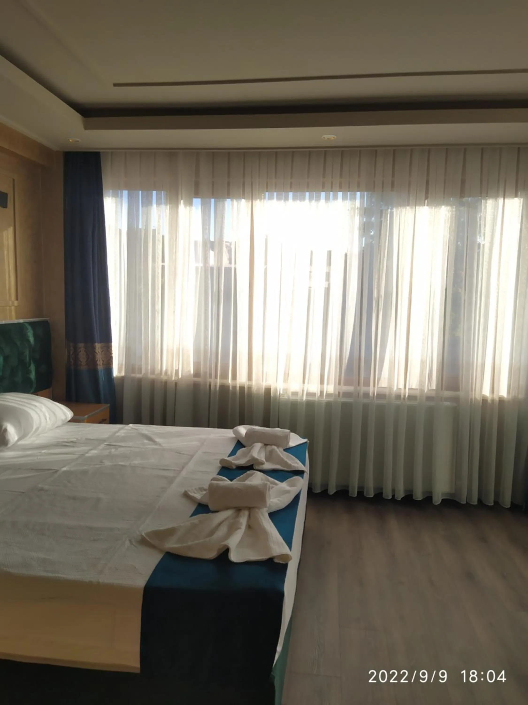 Bed in THE MOSS Hotel