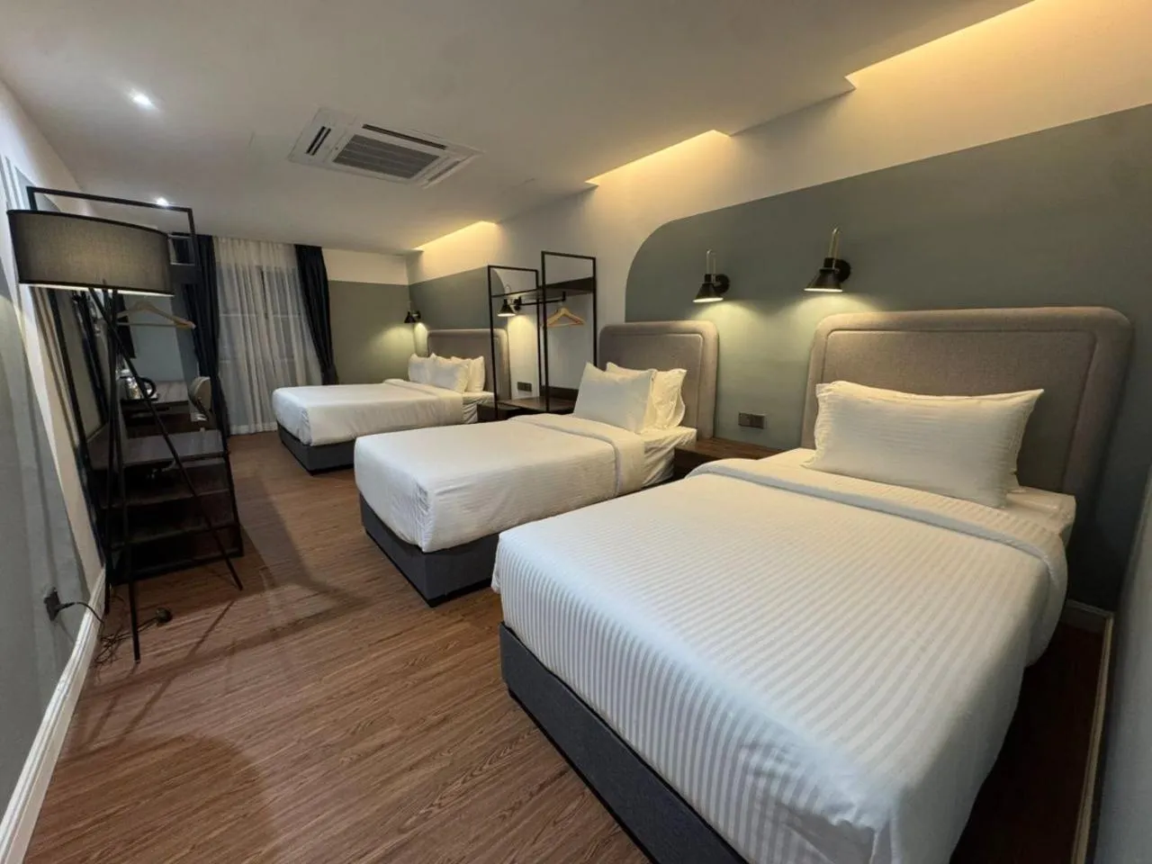 Bed in Hotel Seri Costa