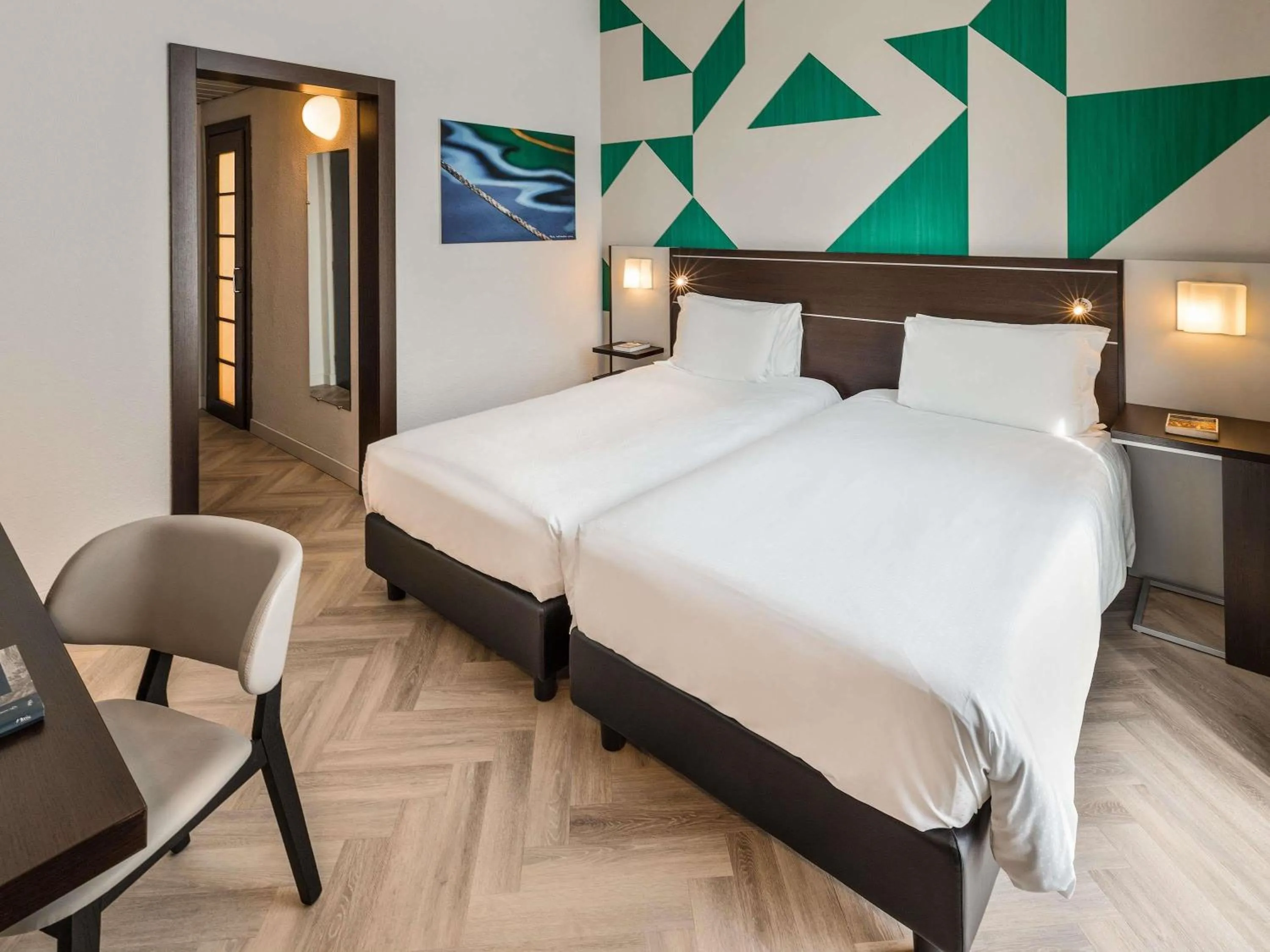 Bedroom, Bed in Mercure Napoli Centro Angioino