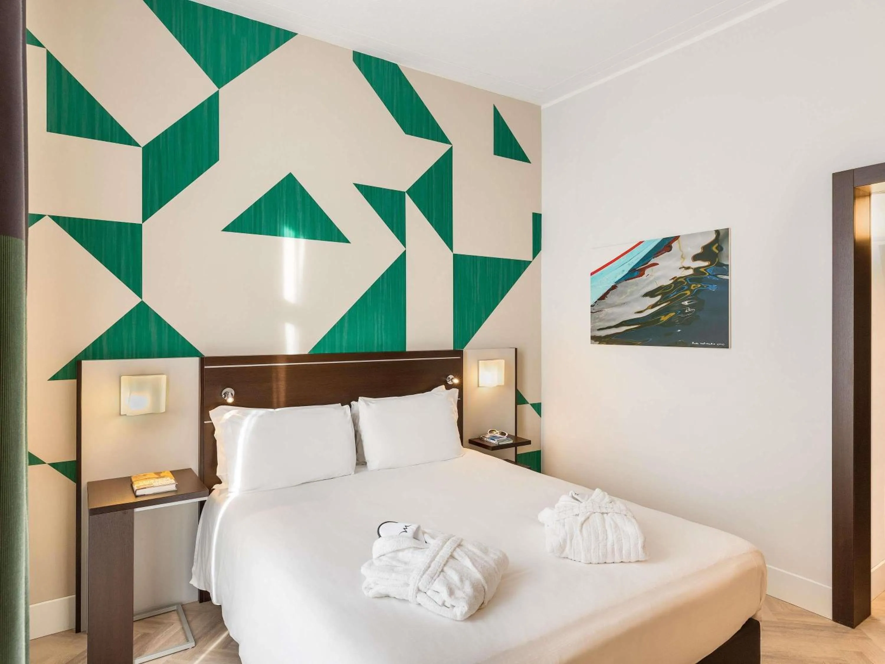 Bedroom, Bed in Mercure Napoli Centro Angioino