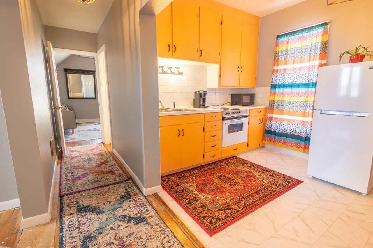 New Listing!! Bright Bohemian Stay