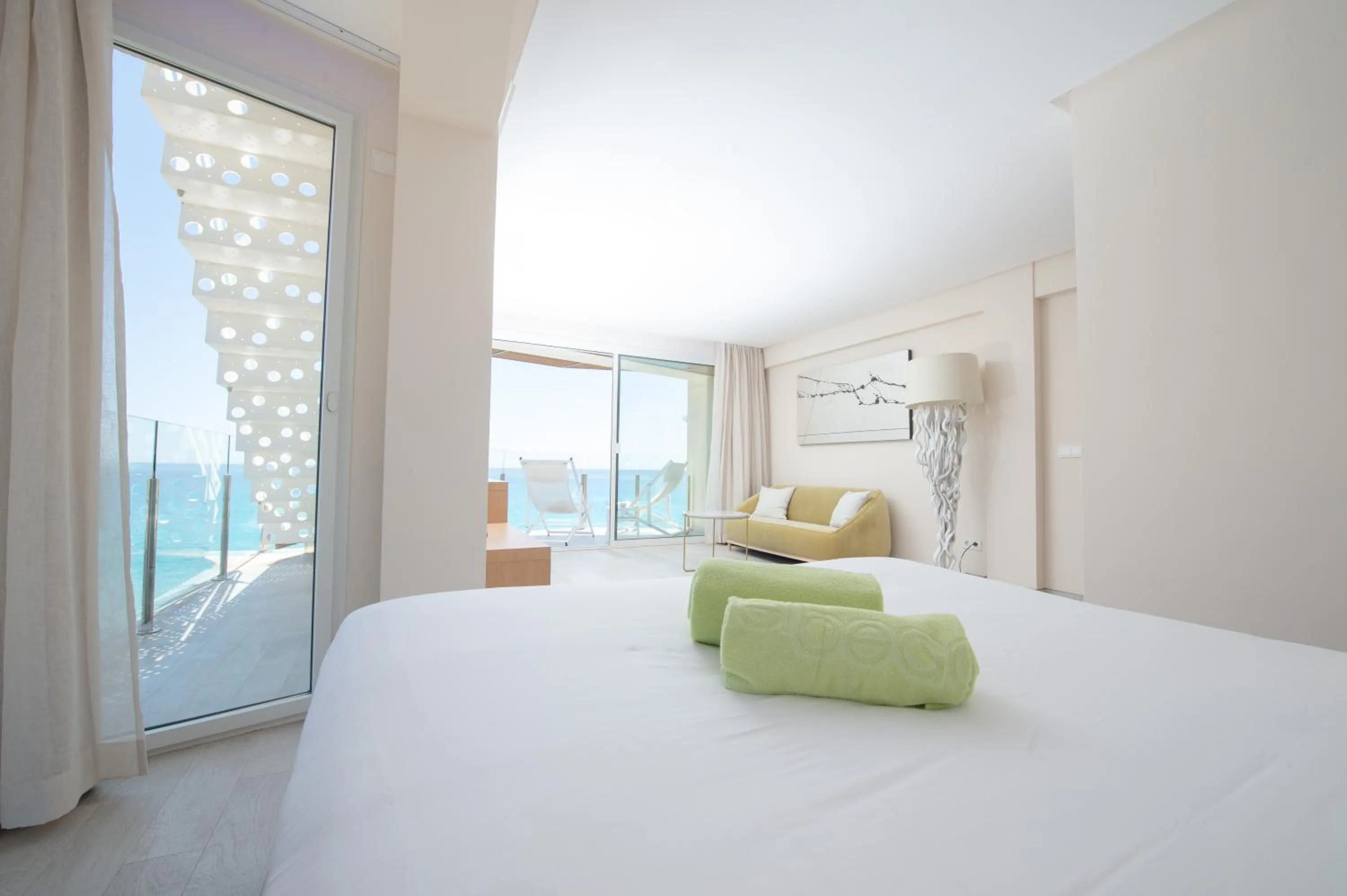 Bed in Melbeach Hotel & Spa - Adults Only