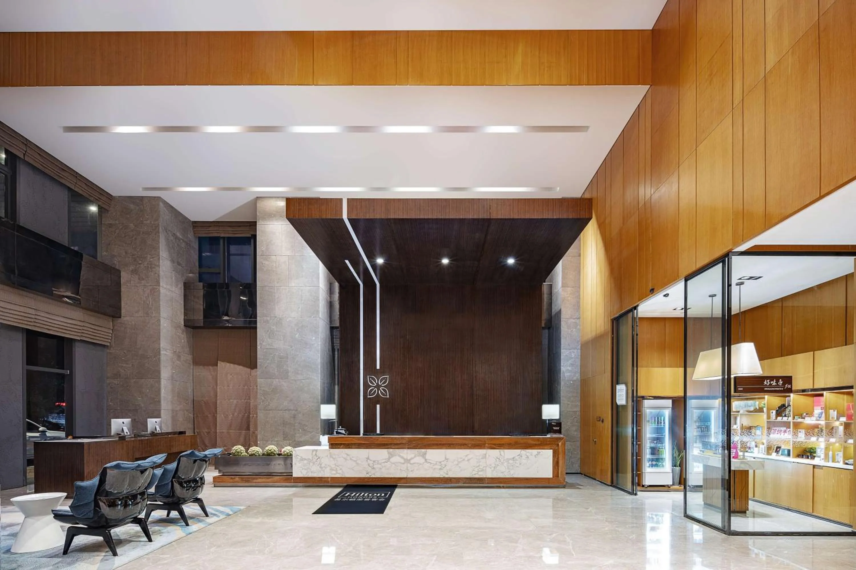 Lobby or reception in Hilton Garden Inn Shenzhen Bao'an