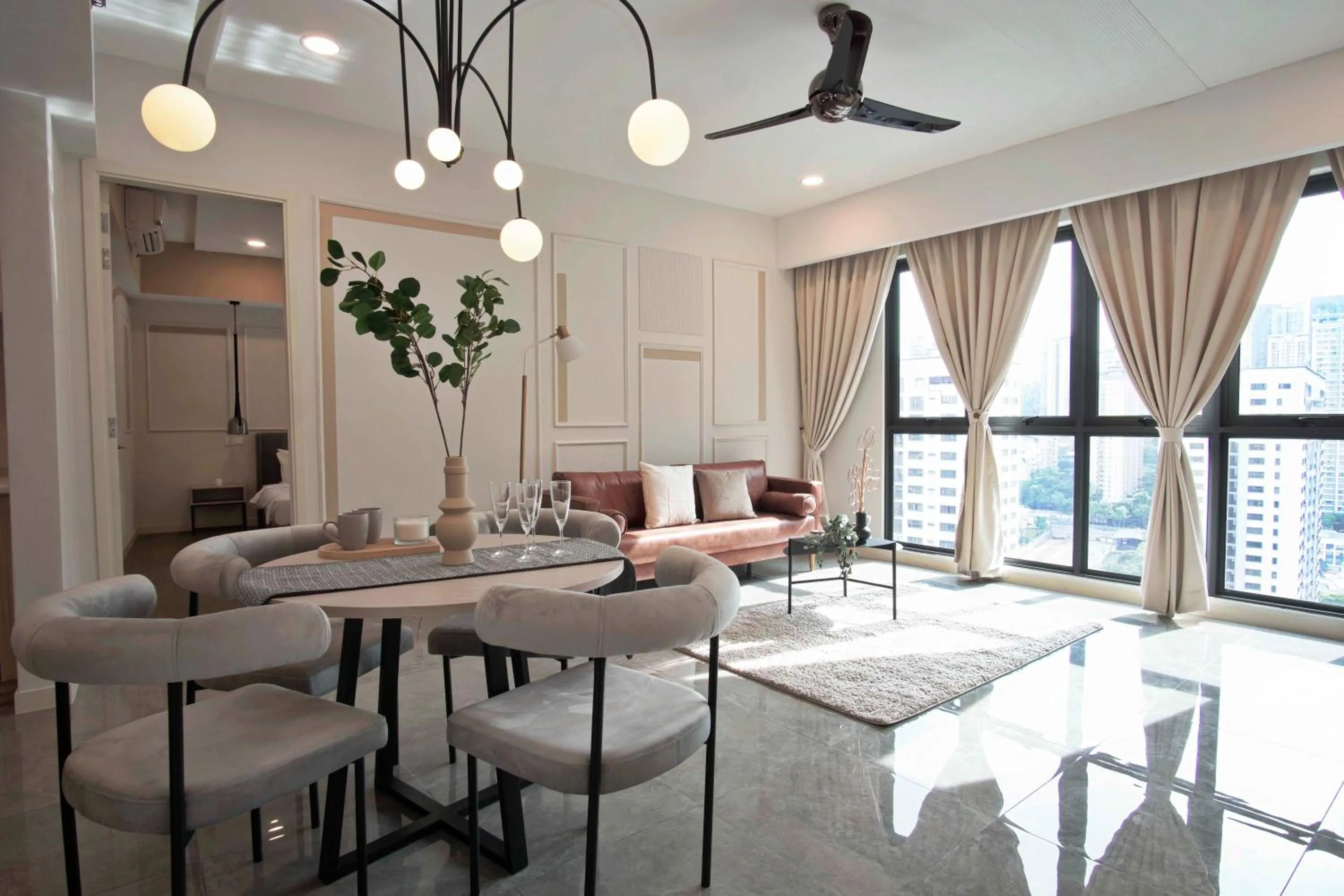 The Ooak Suites and Residence@ Kiara 163