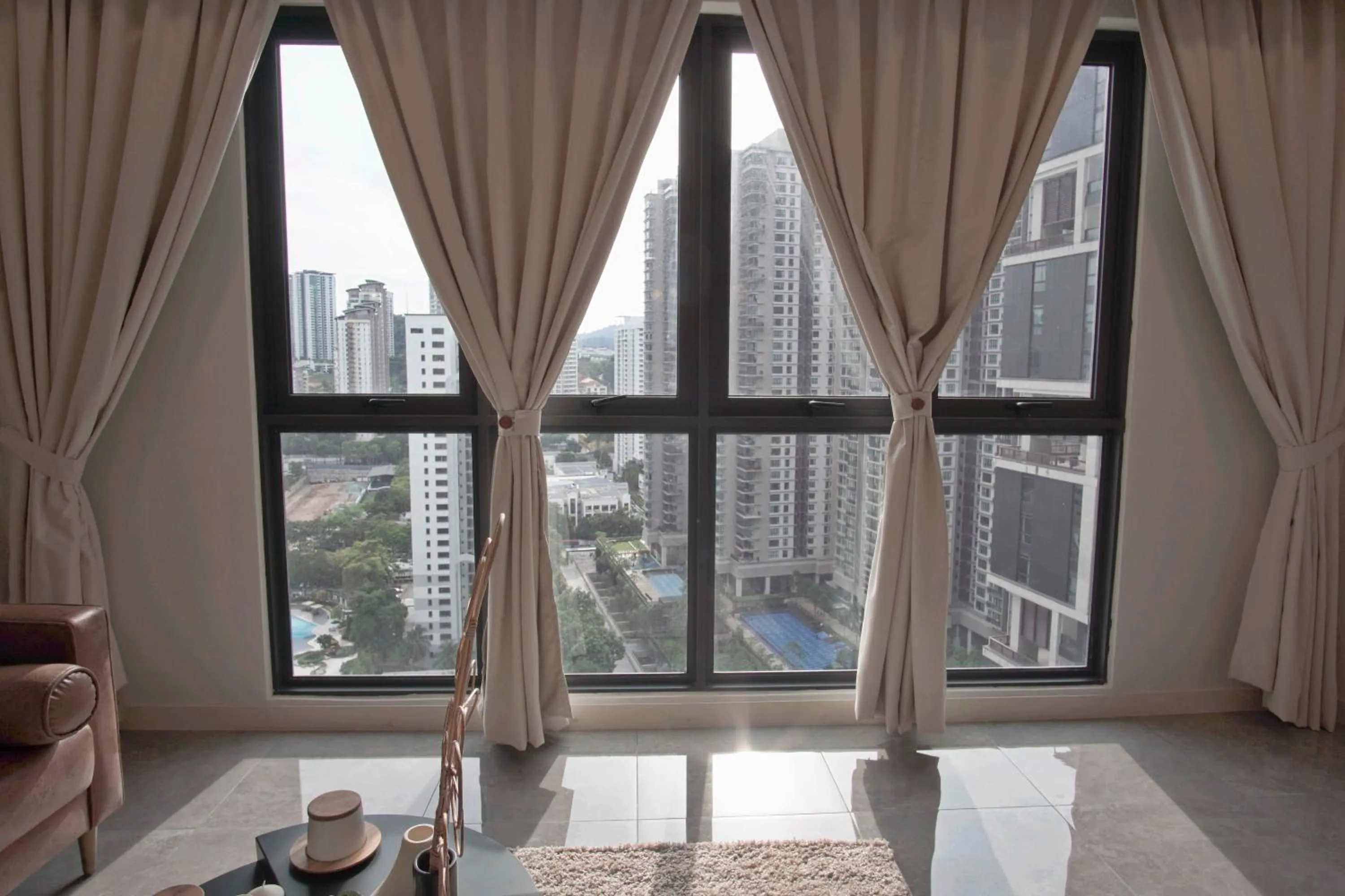 The Ooak Suites and Residence@ Kiara 163