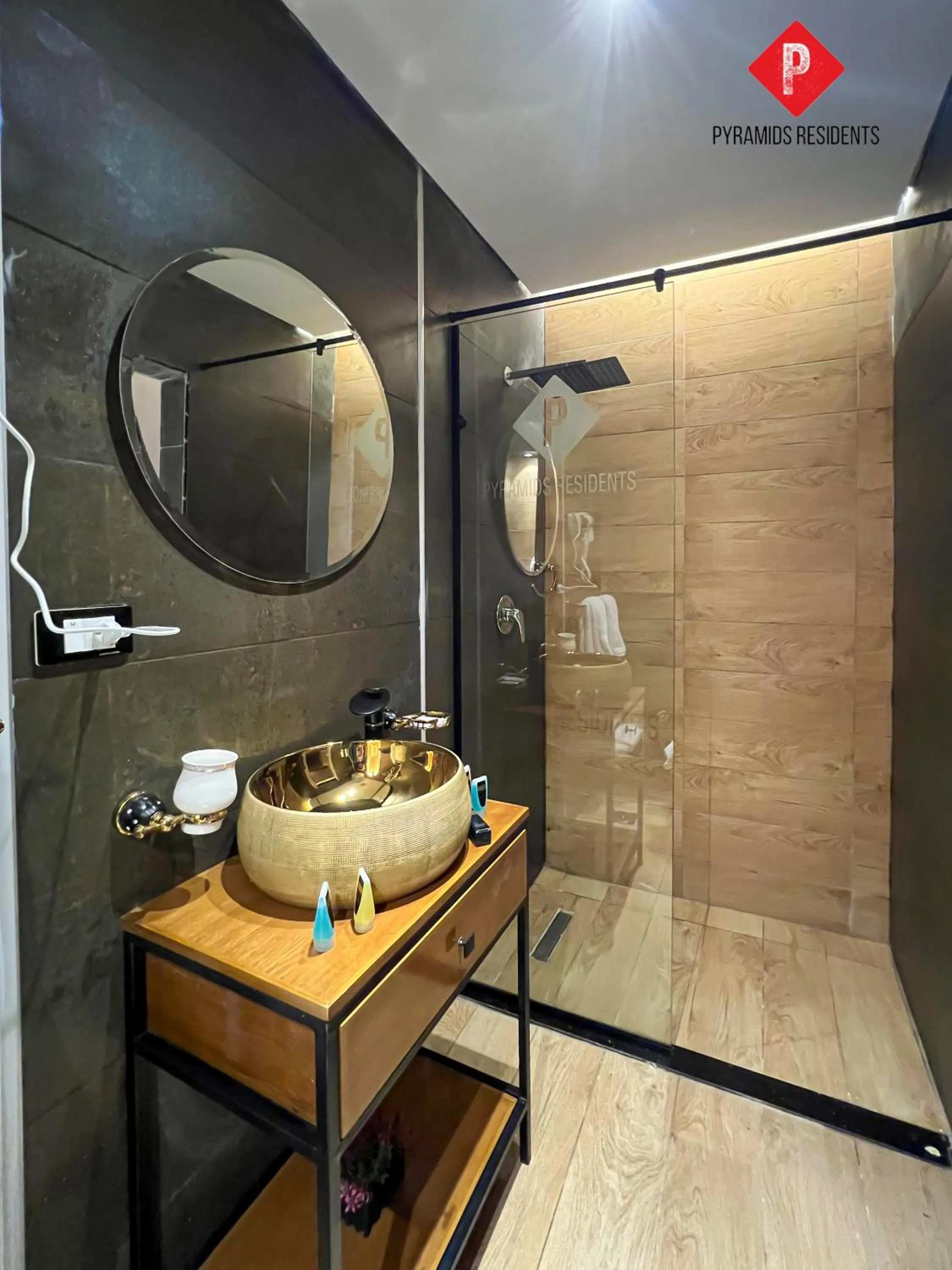 Bathroom in Pyramids View Guest House