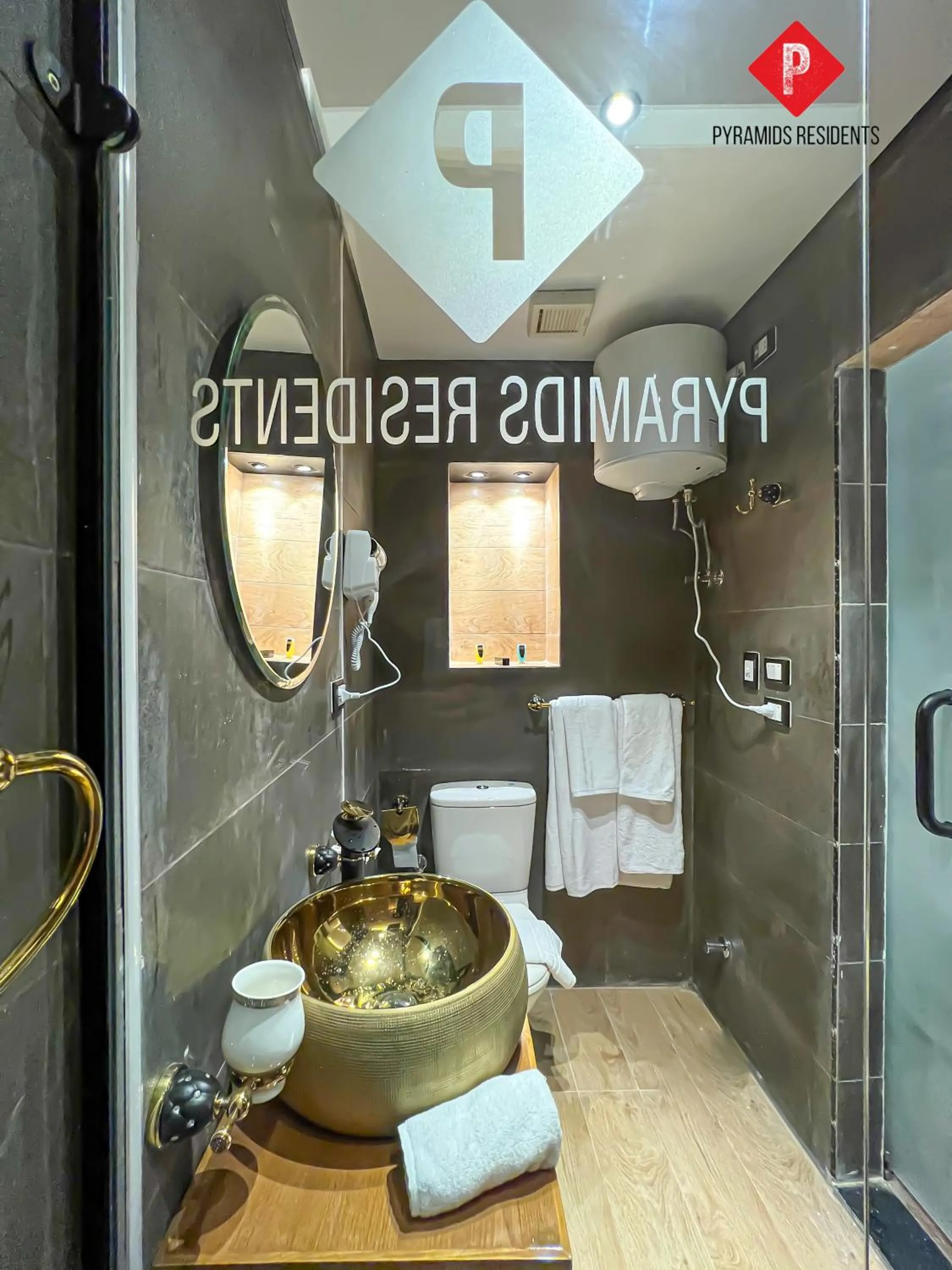 Bathroom in Pyramids View Guest House