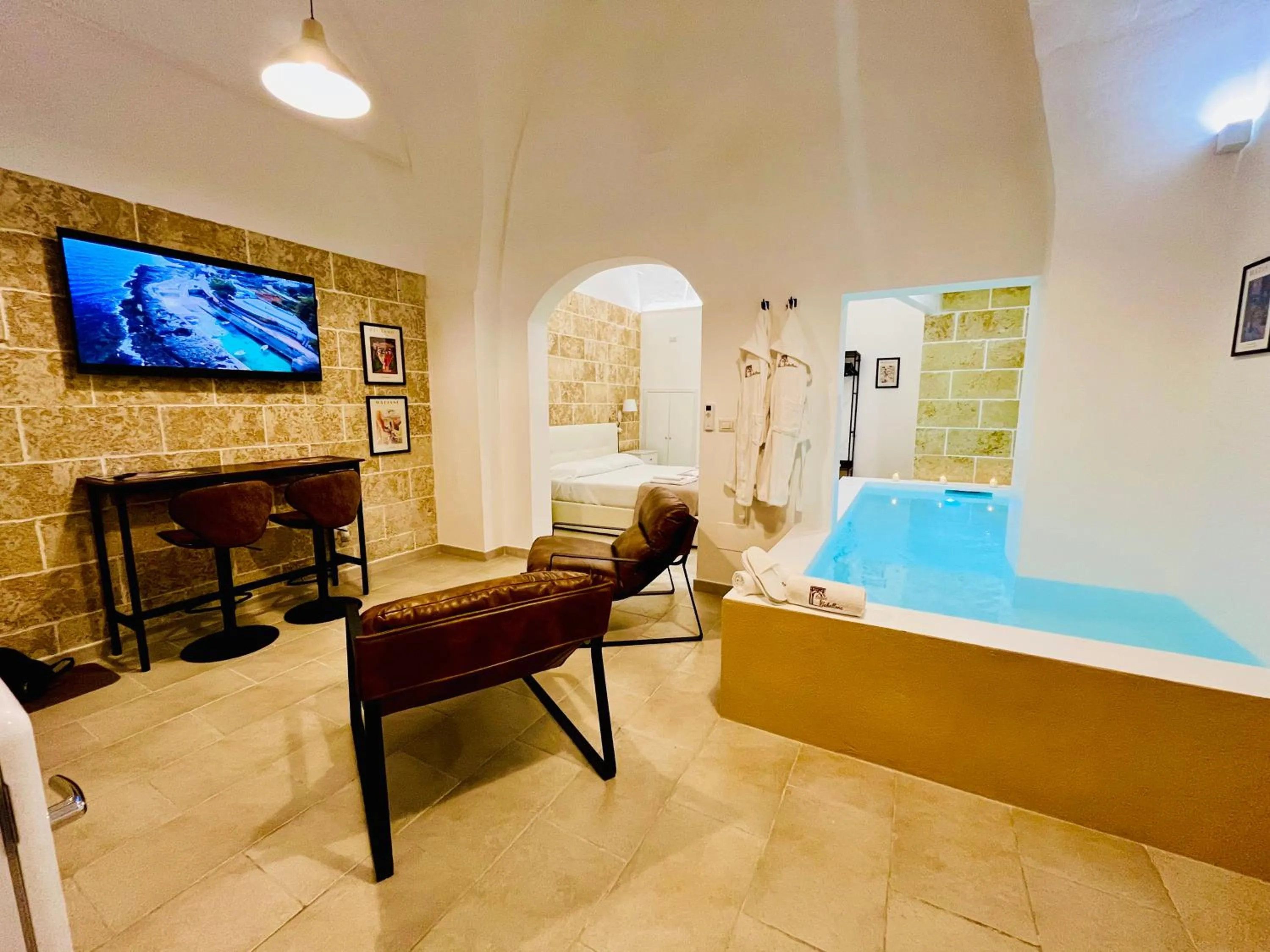 Swimming pool in Corte Gabellone - dimora storica