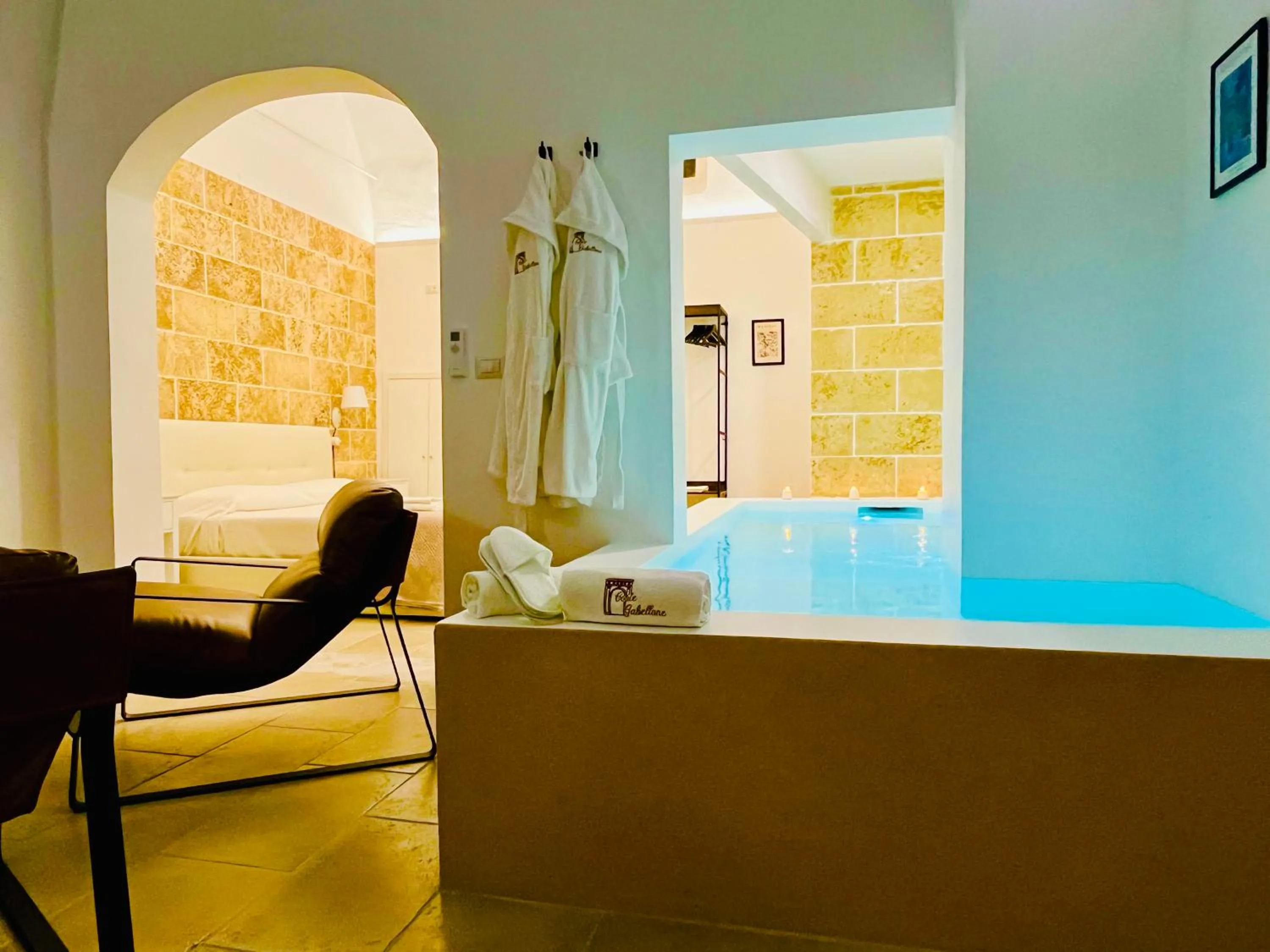 Swimming pool in Corte Gabellone - dimora storica