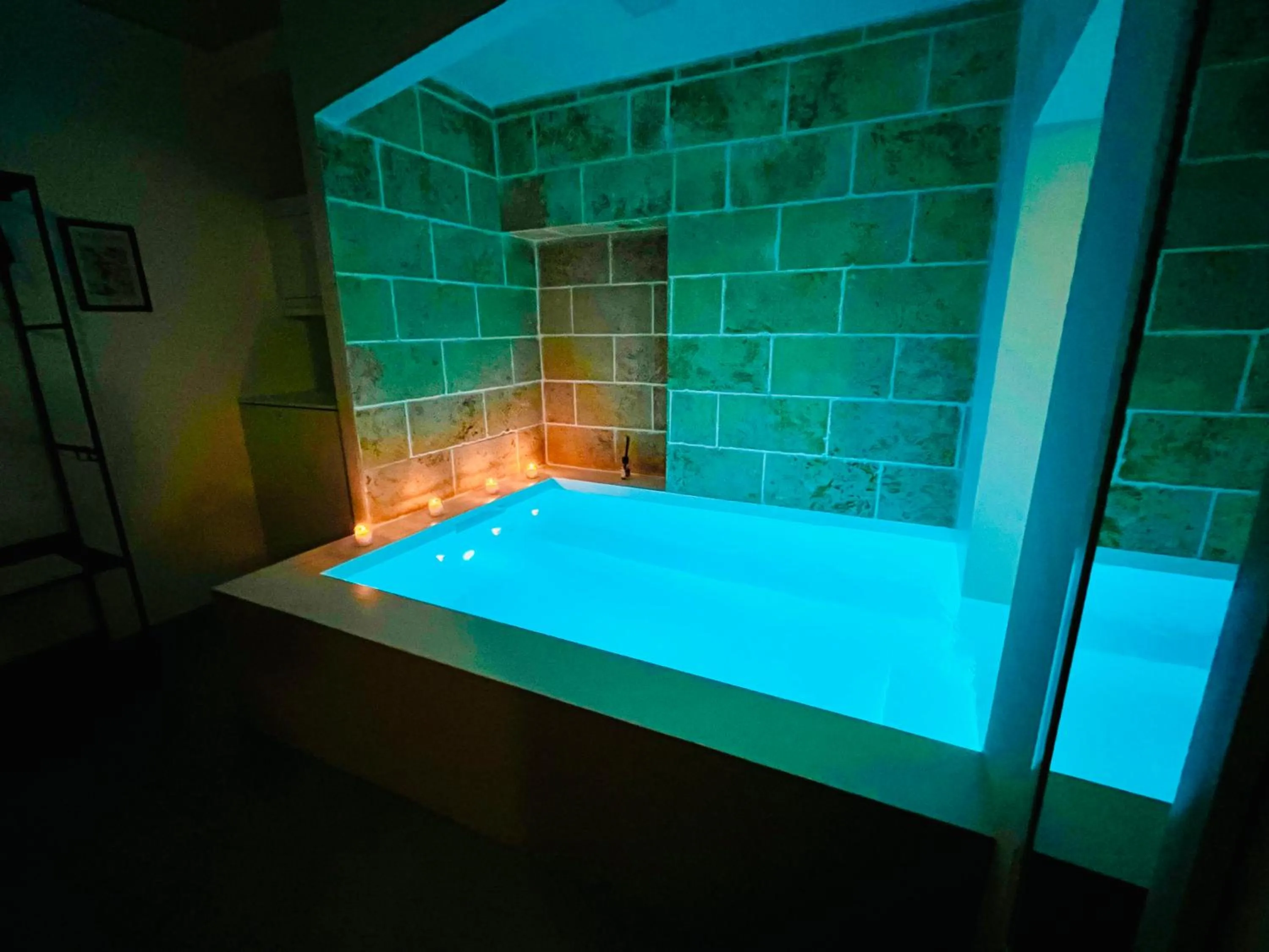 Swimming pool in Corte Gabellone - dimora storica