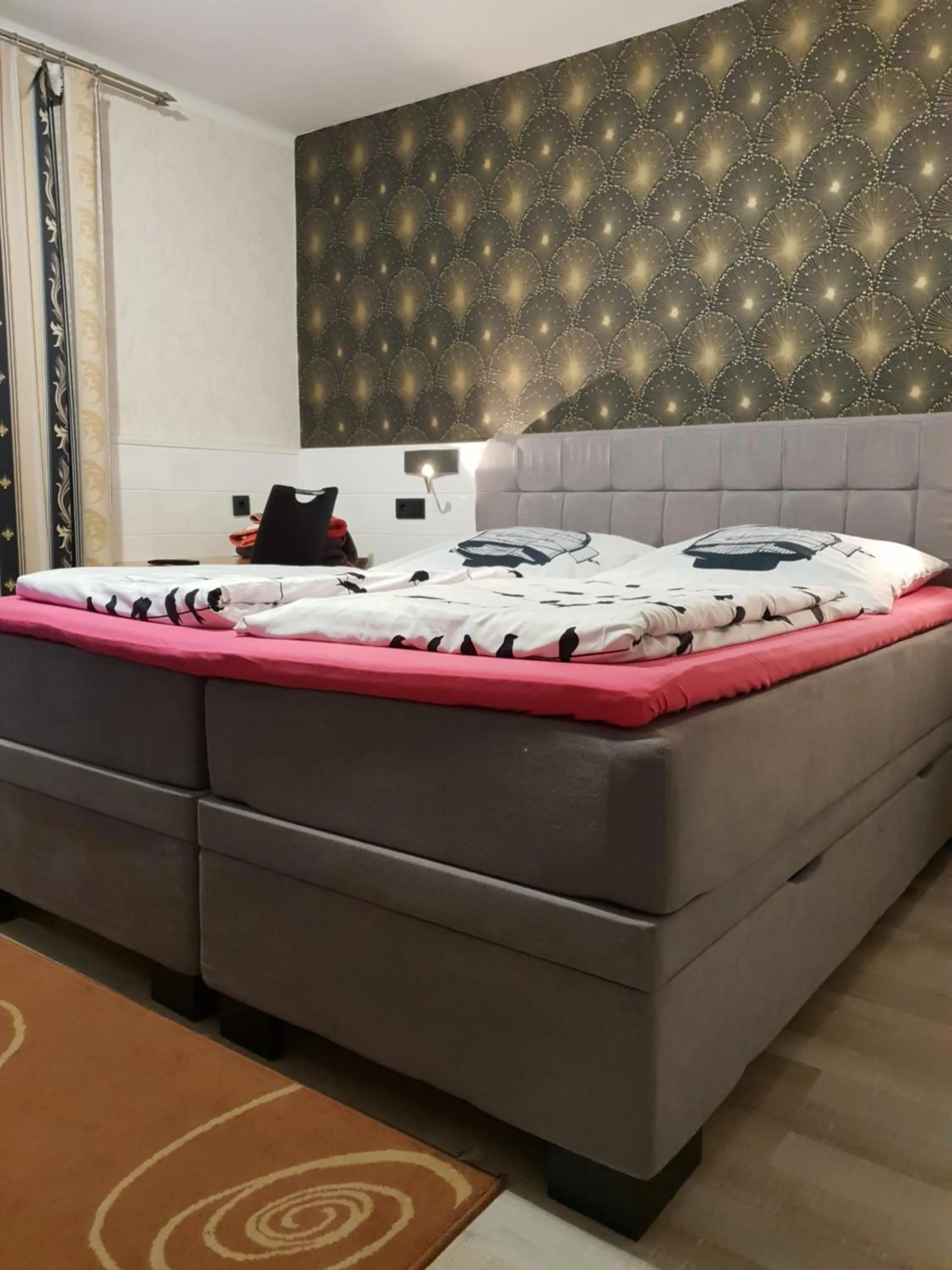 Bed in Waldhotel Lemberg