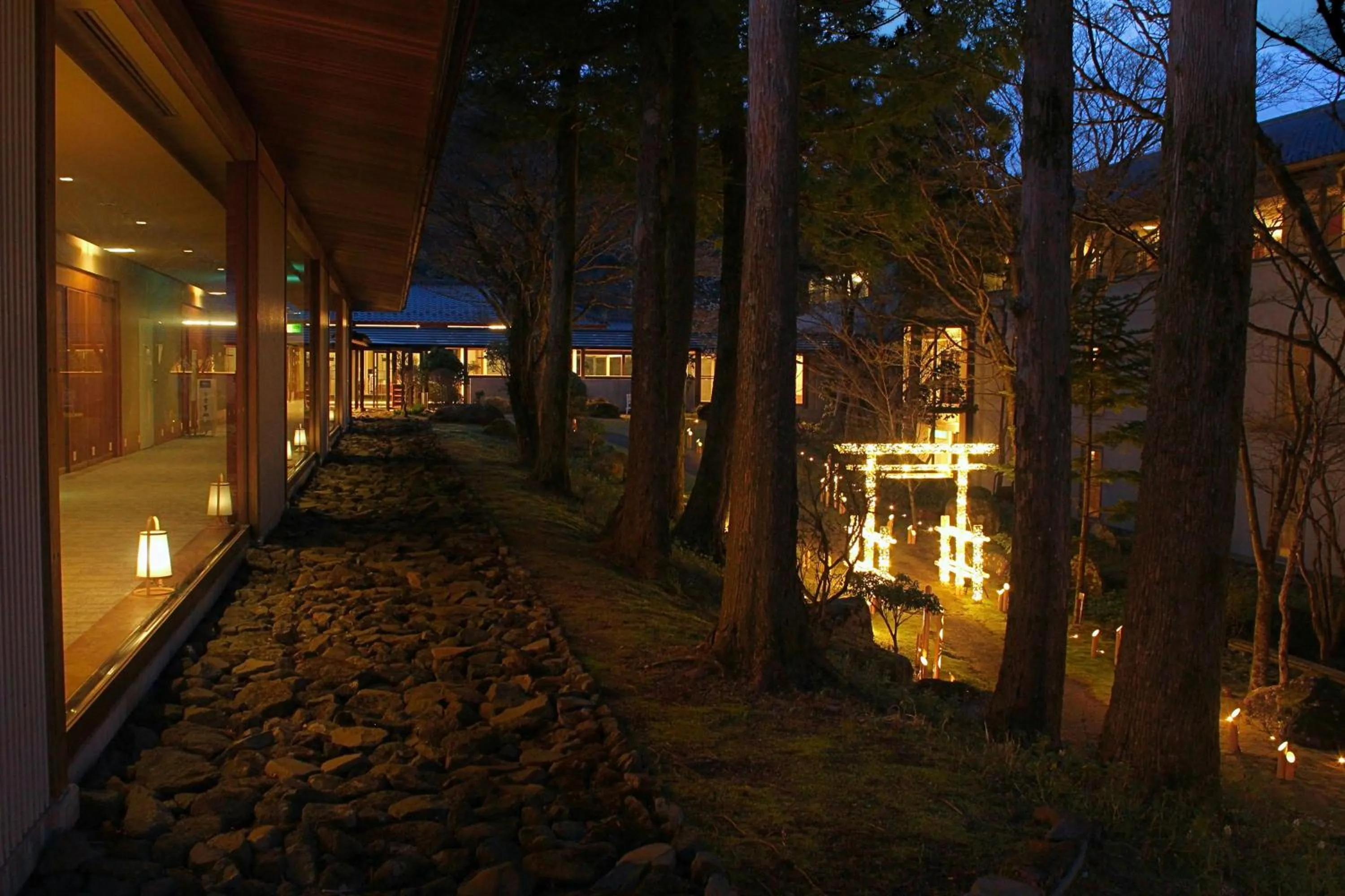 Inner courtyard view in Hakone Yunohana Prince Hotel