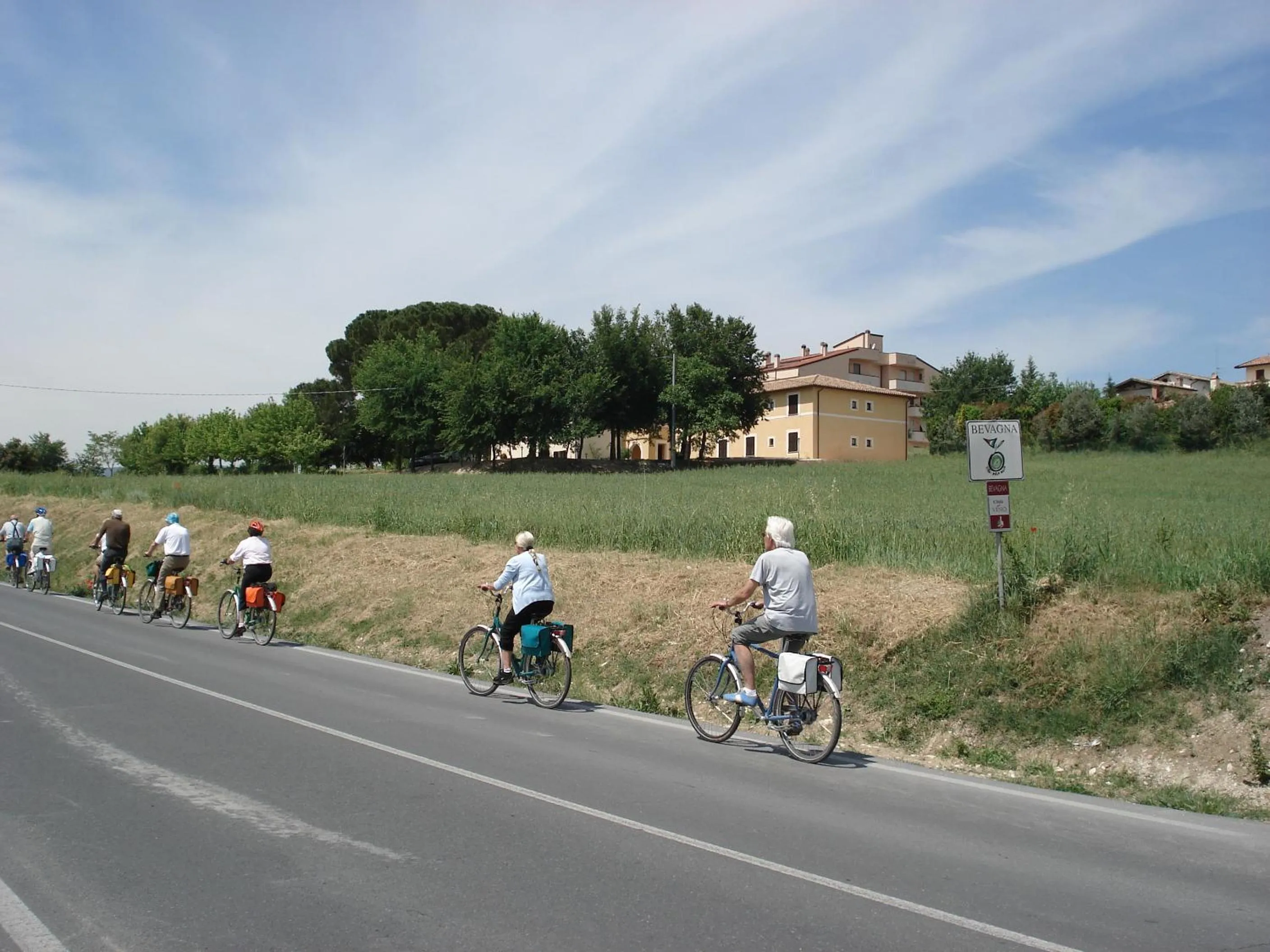 Cycling in Hotel Vega Perugia