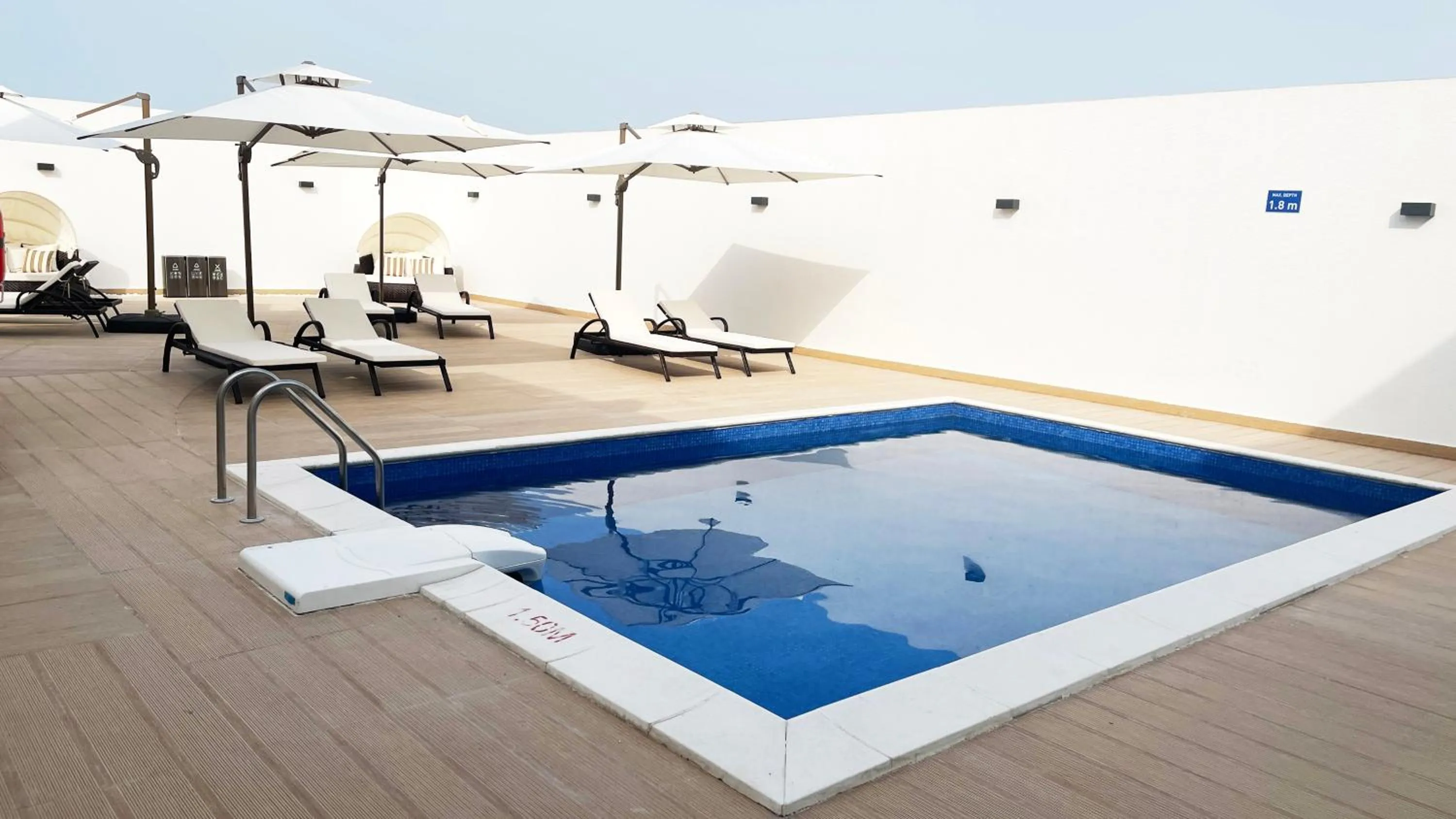 Swimming pool in Terminal Inn By Edar City -C Ring Road