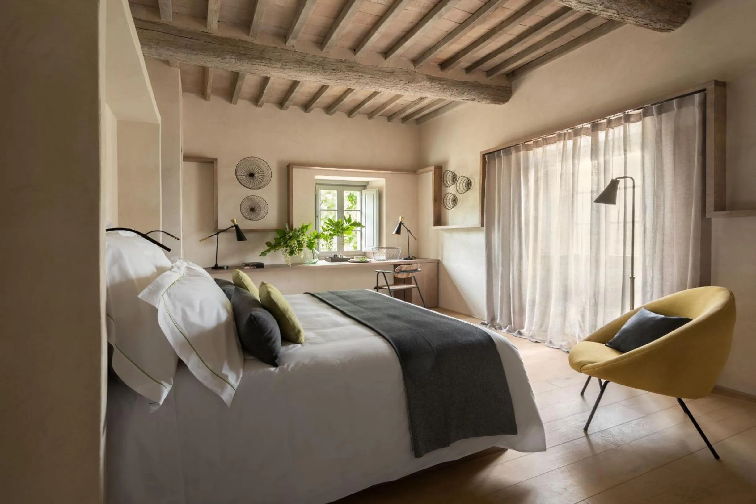 Photo of the whole room, Bed in Badia di Pomaio