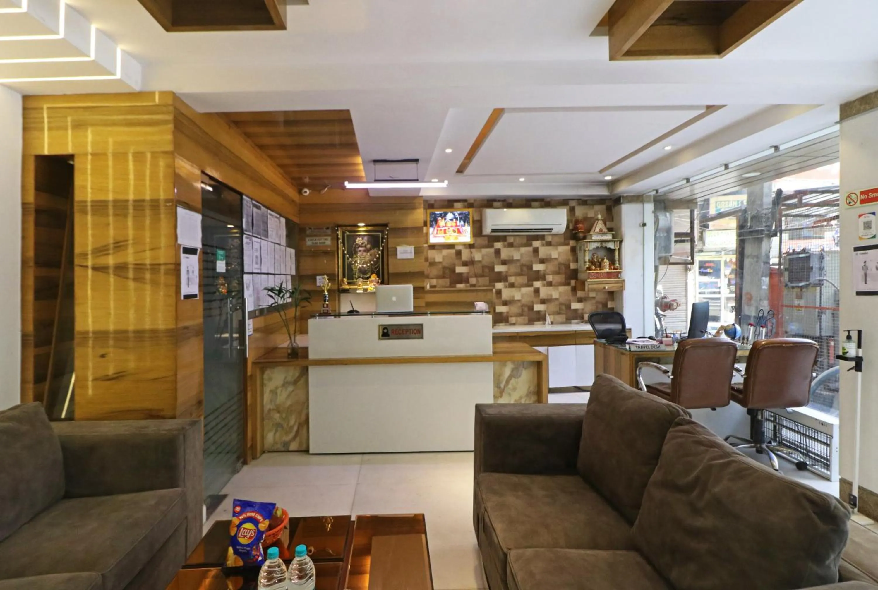 Property building in The Hotel Mohit -5 Minutes Walk From New Delhi Railway Station - Paharganj