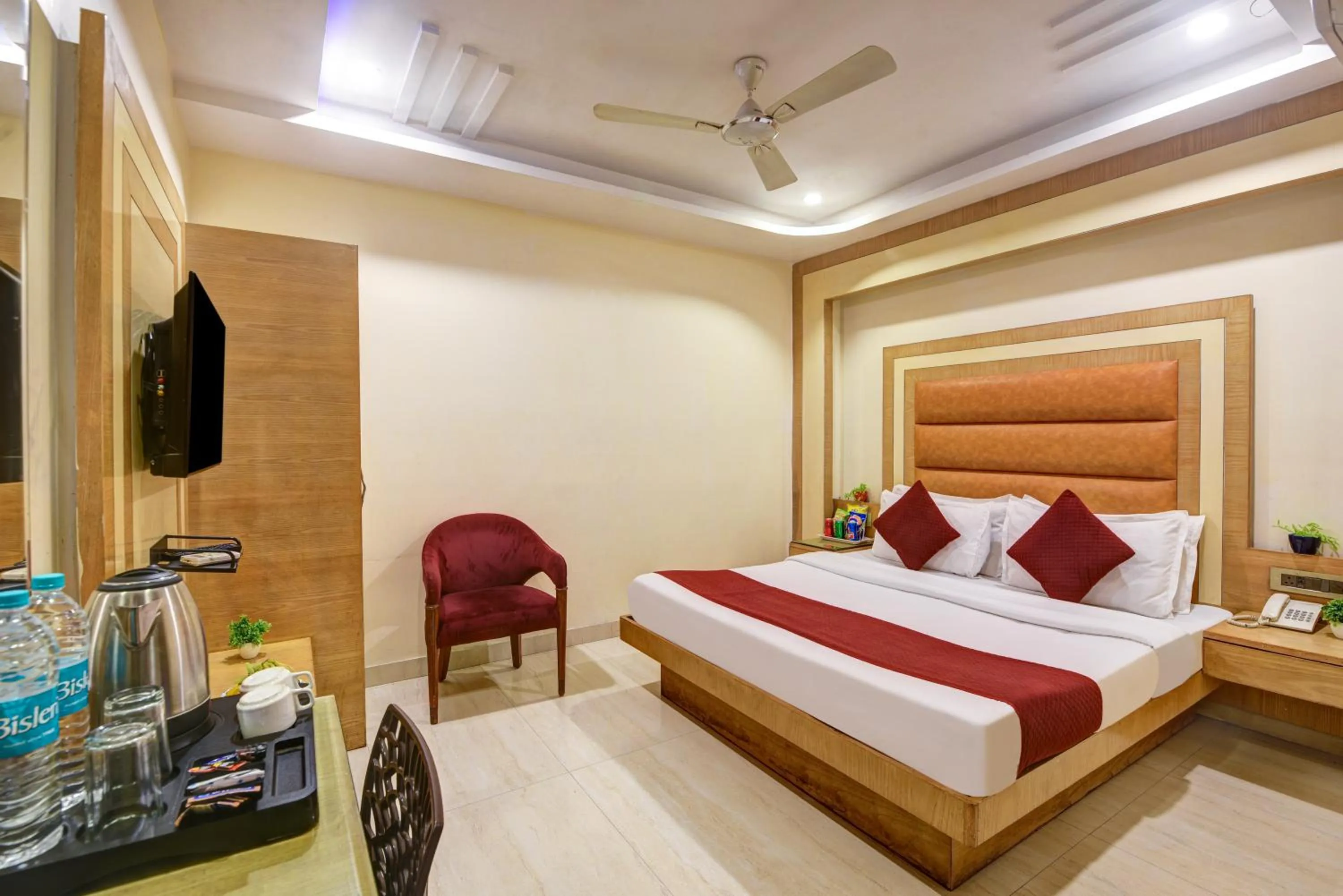 Bedroom, Bed in The Hotel Mohit -5 Minutes Walk From New Delhi Railway Station - Paharganj