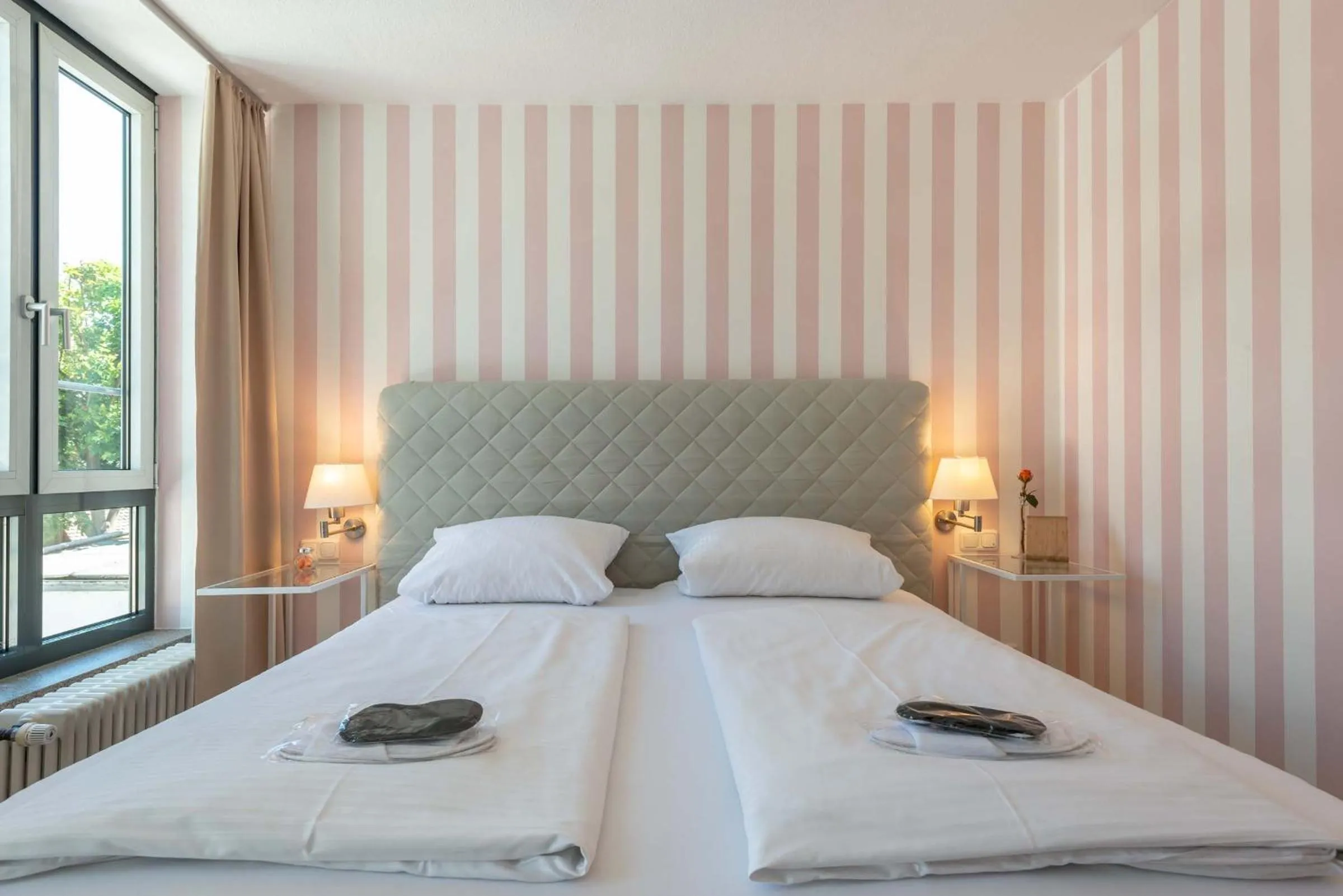 Photo of the whole room, Bed in Hotel Am Dom