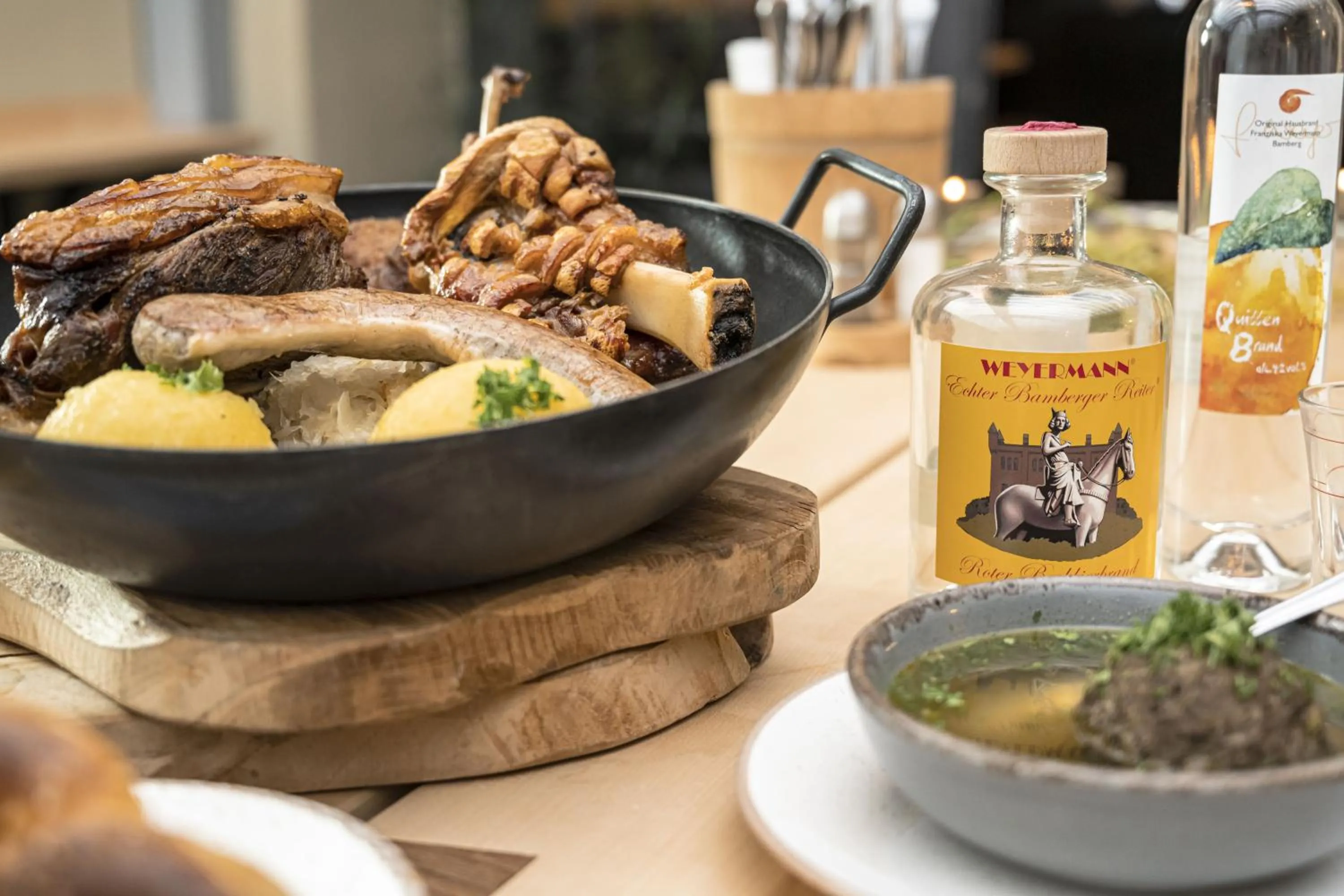 Restaurant/places to eat in Hotel Am Dom