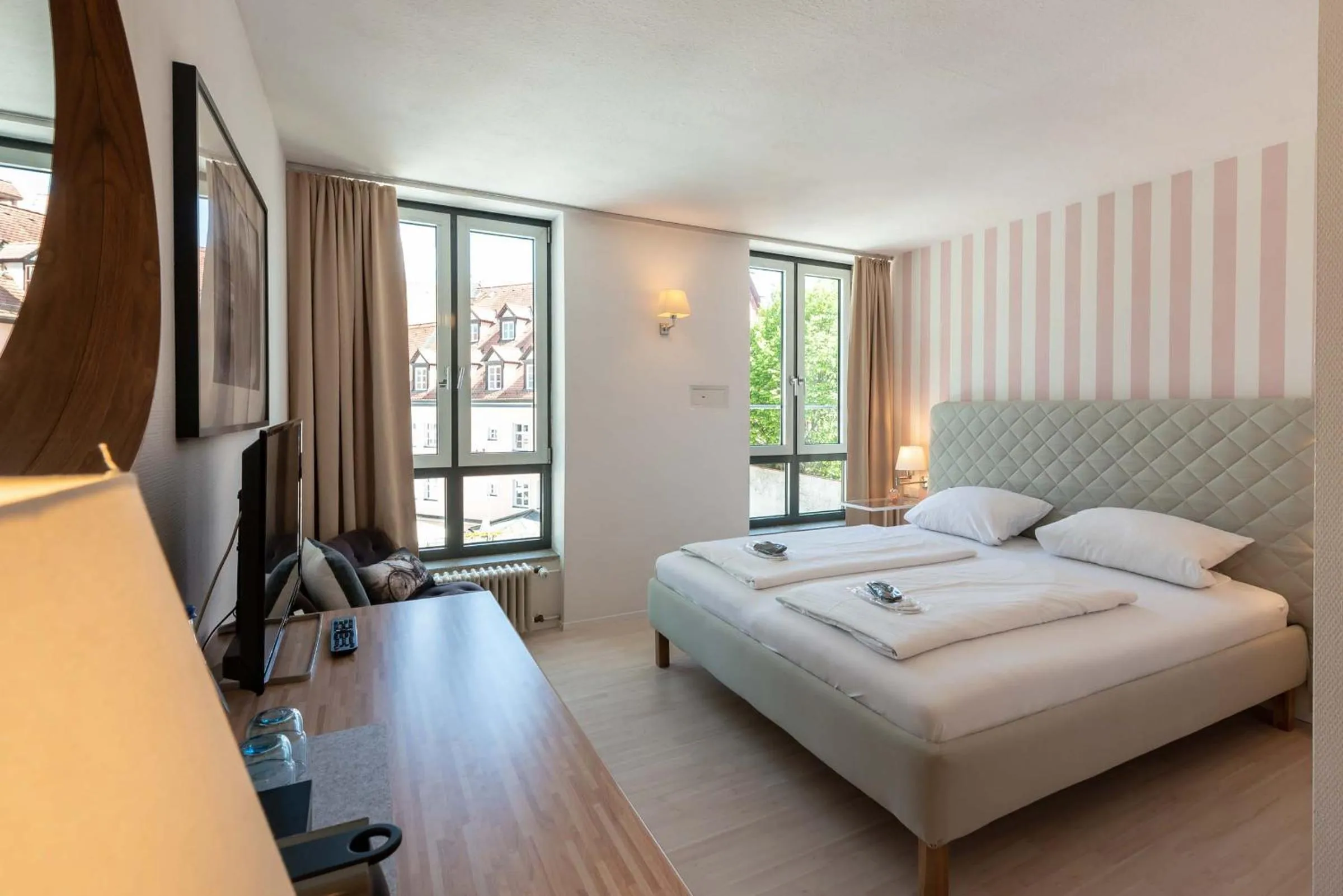 Photo of the whole room, Bed in Hotel Am Dom